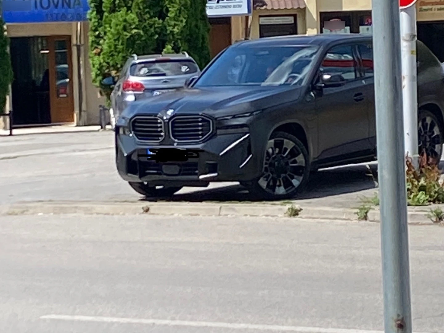 BMW XM G09 spotted in Komárno, Slovensko