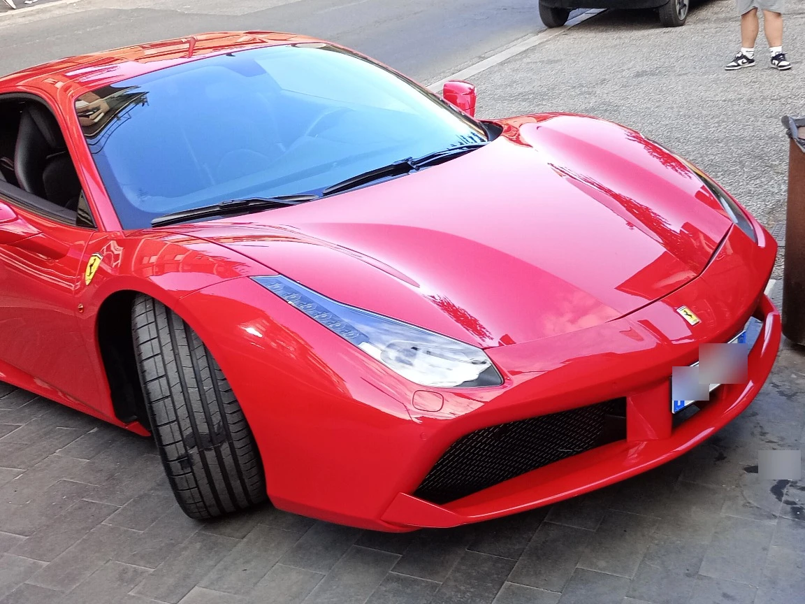 Ferrari 488 GTB spotted in Zagarolo, Italia