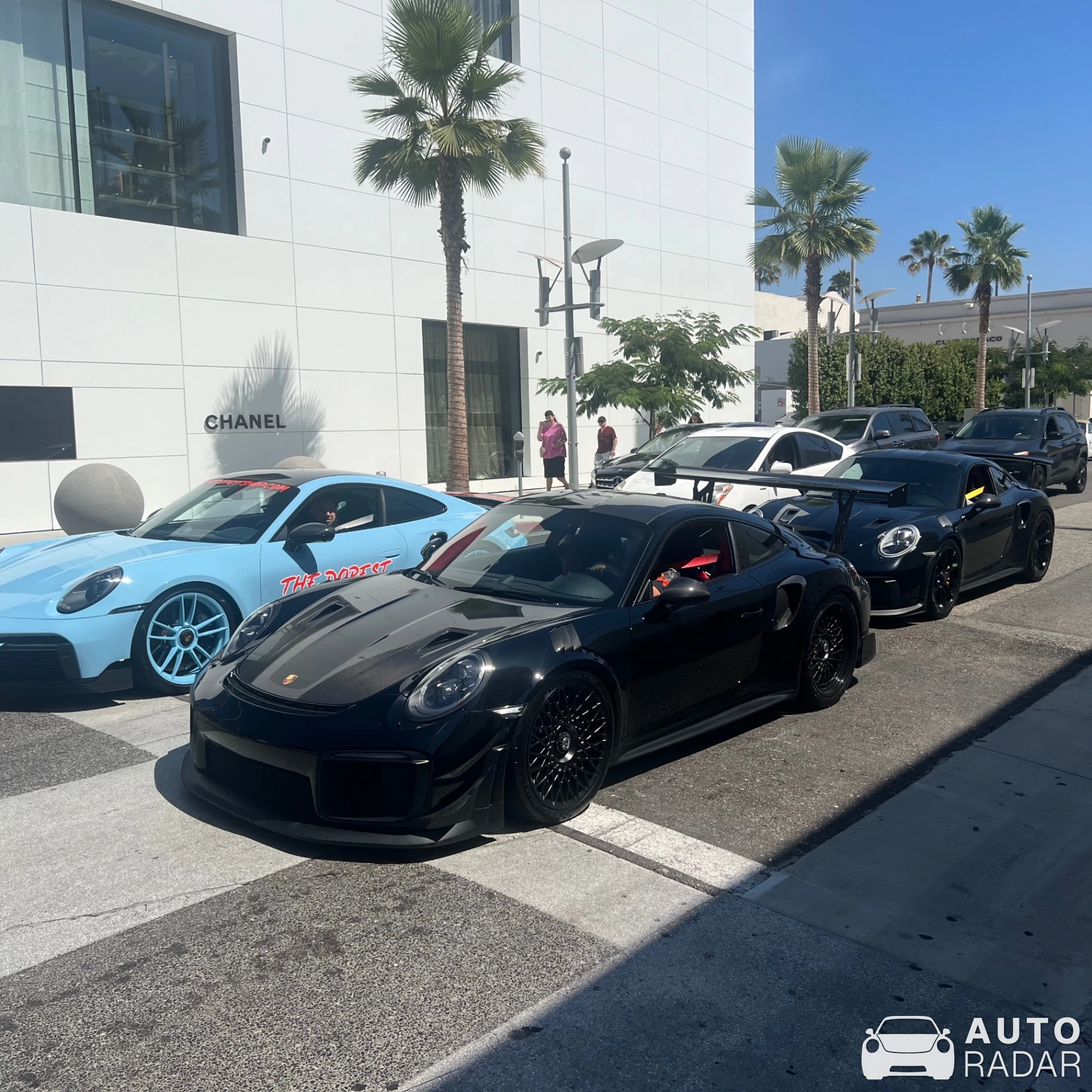 Porsche 991 GT2 RS spotted in Beverly Hills, United States