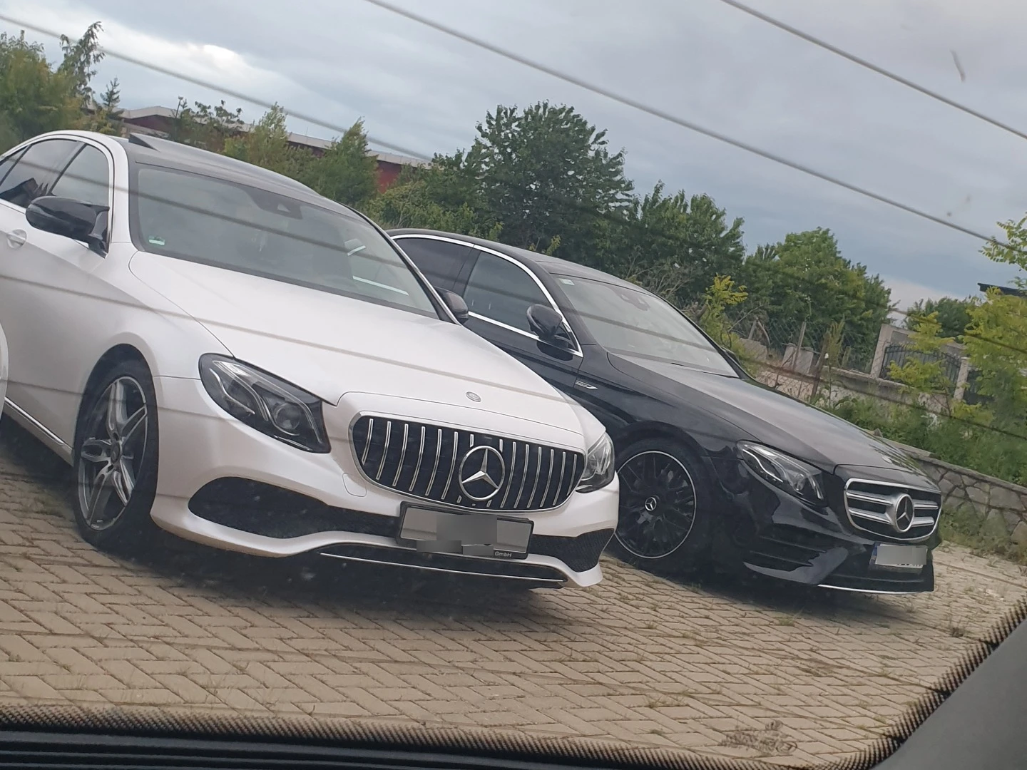 Mercedes-Benz E250 spotted in Kijevë,
