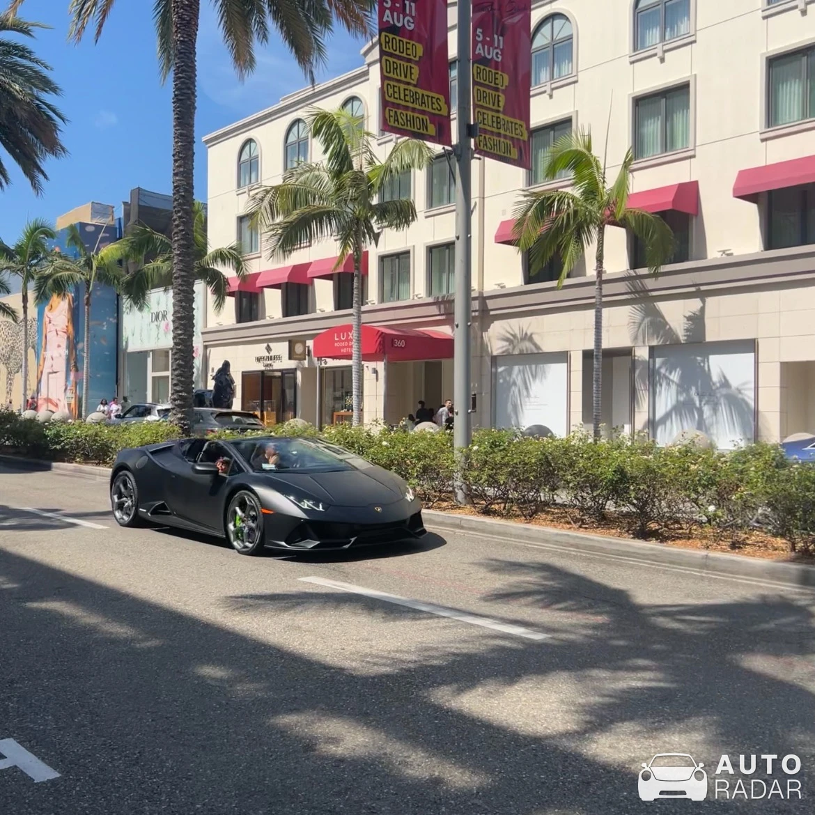 Lamborghini Huracán LP640-4 EVO Spyder spotted in Beverly Hills, United States
