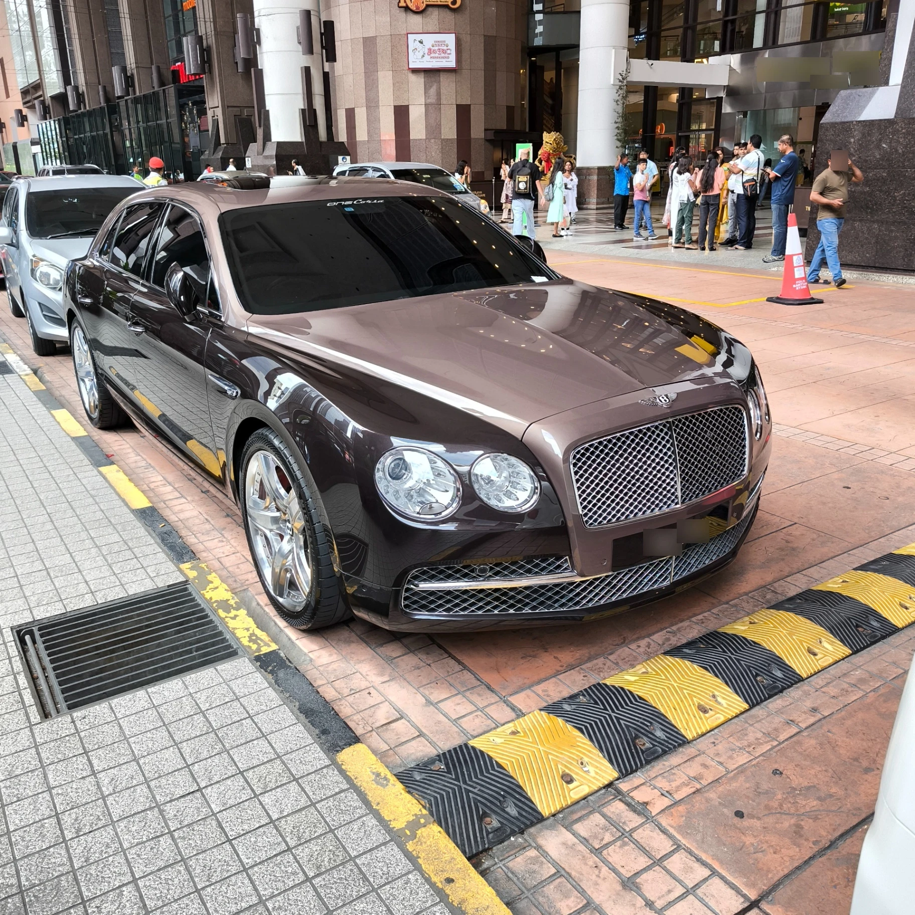 Bentley Continental Flying Spur spotted in Kuala Lumpur, Malaysia
