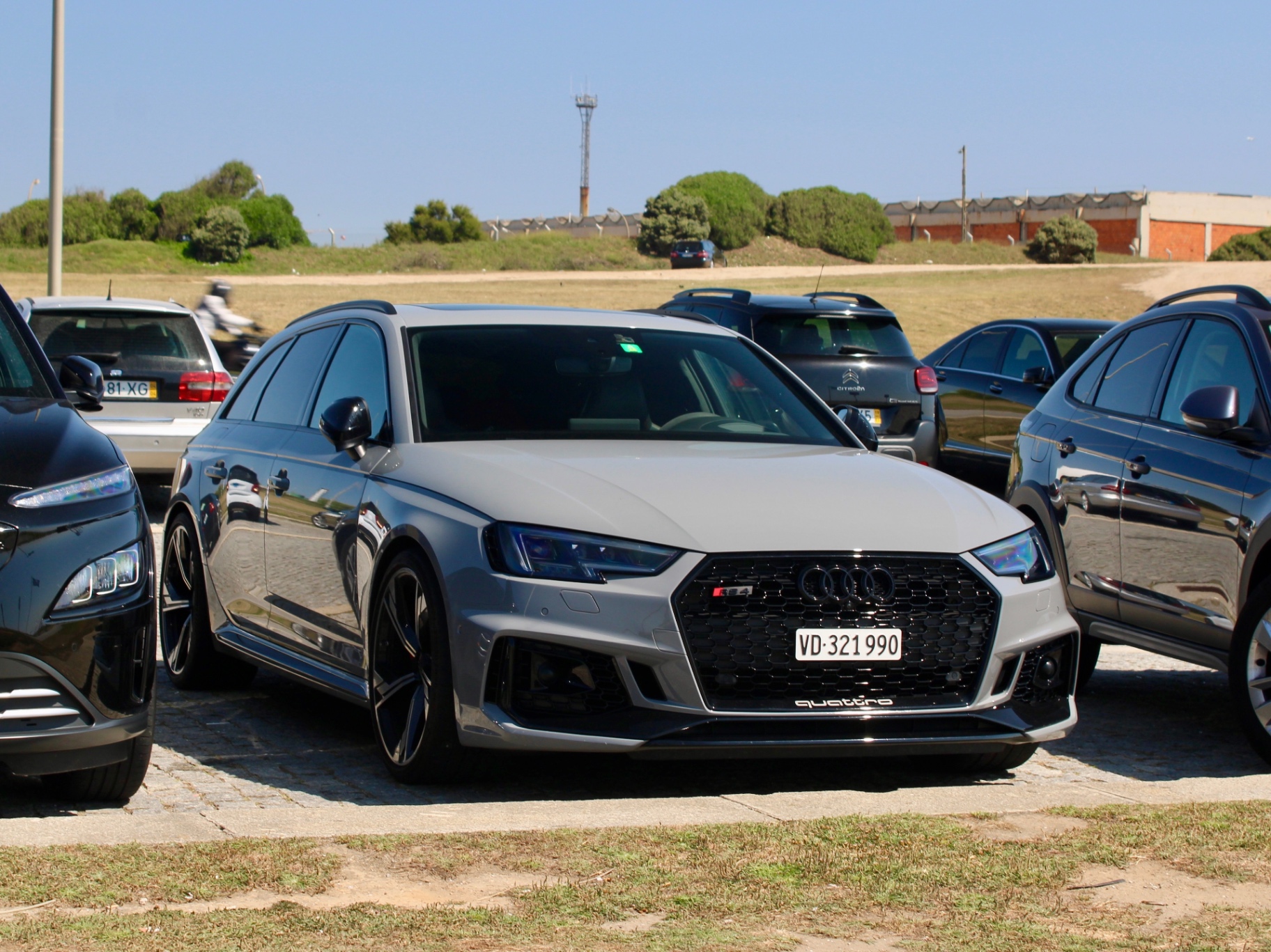 Audi RS4 Avant B9