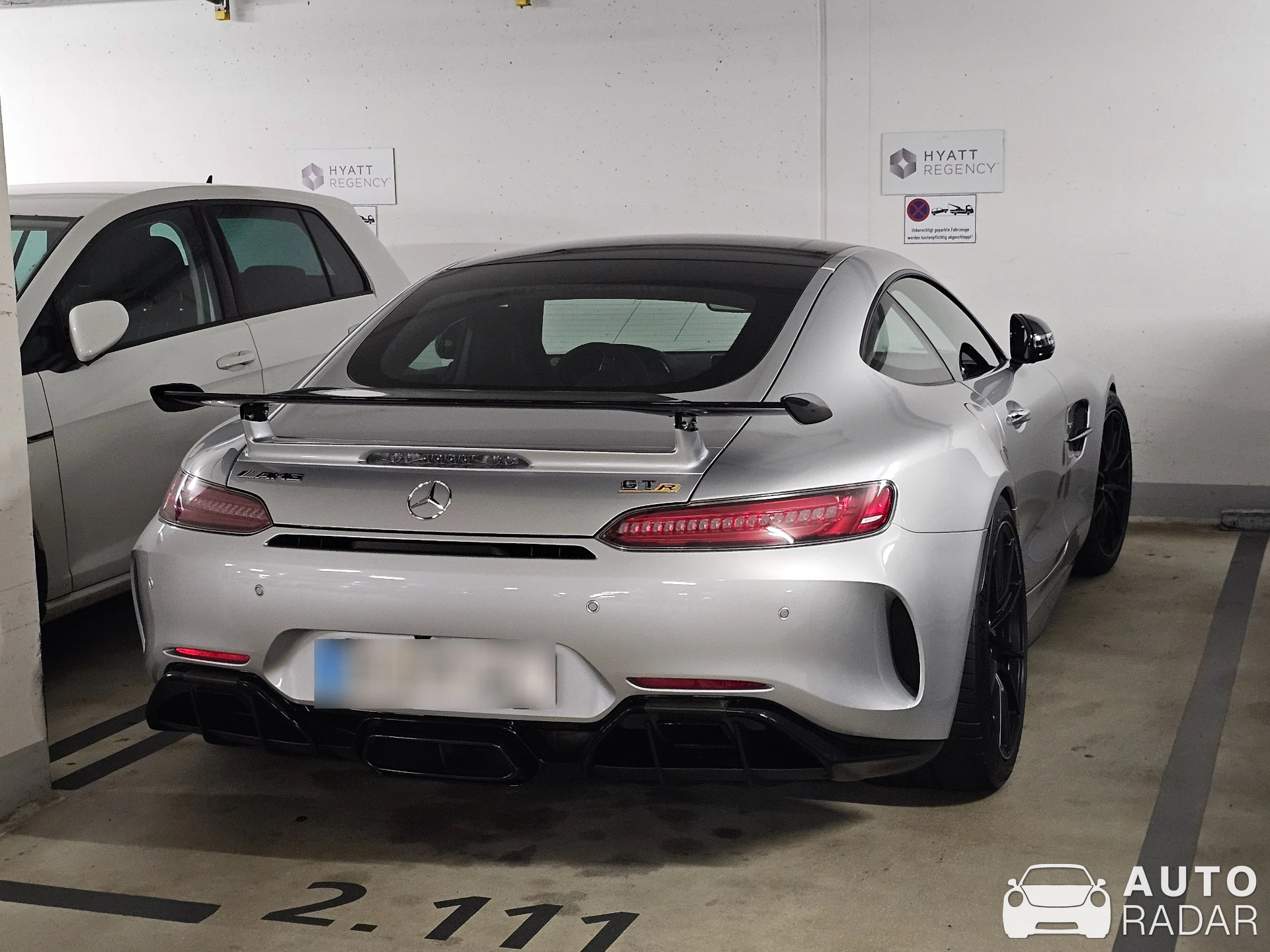 Mercedes-AMG GT R C190 spotted in Düsseldorf