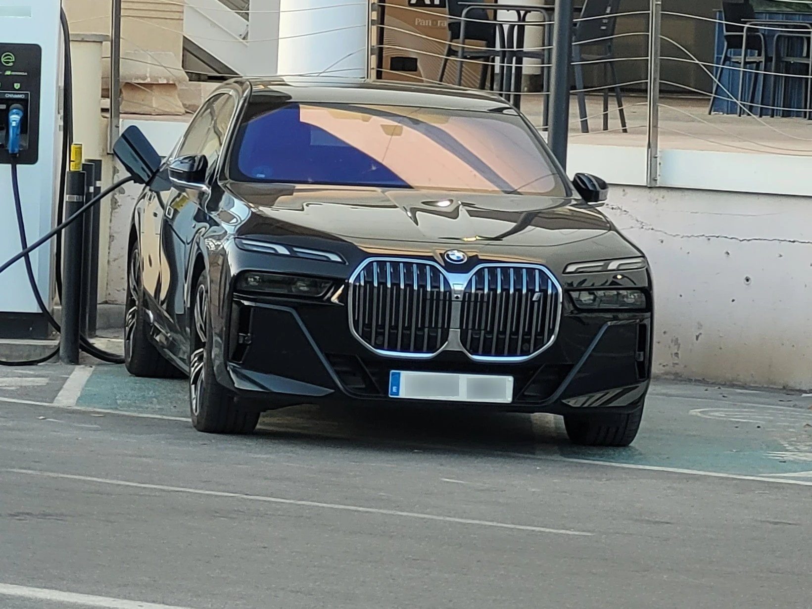 BMW i7 spotted in Alicante, Spain