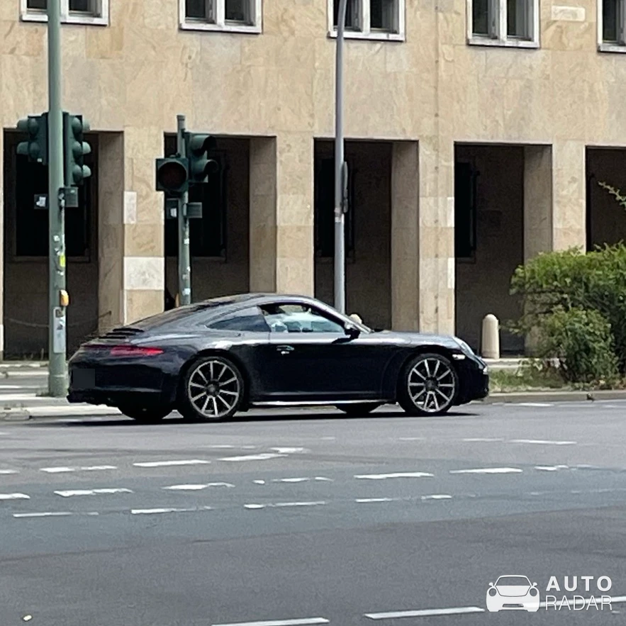 Porsche 991 Carrera T spotted in Berlin