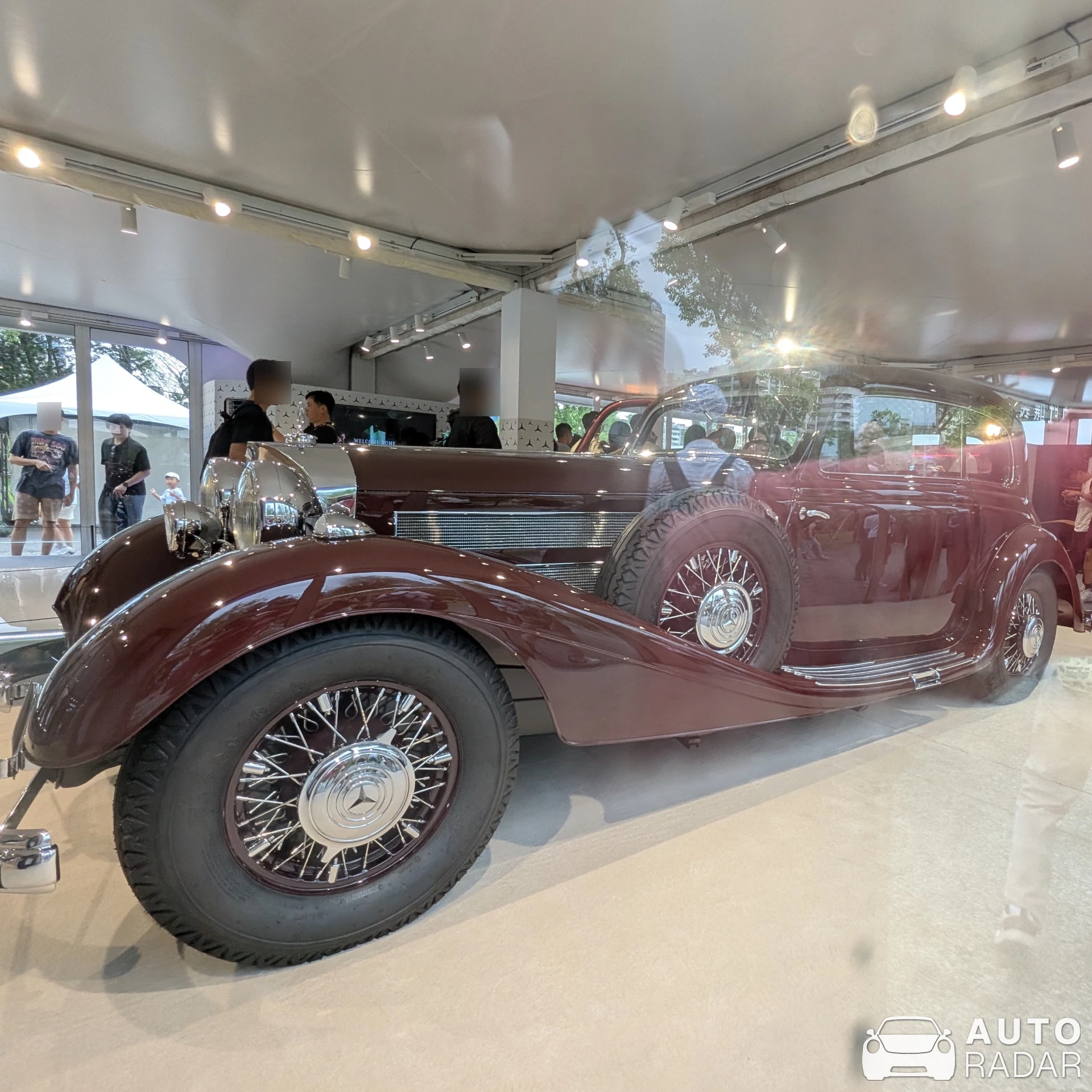 Mercedes-Benz 540 spotted in 臺北市