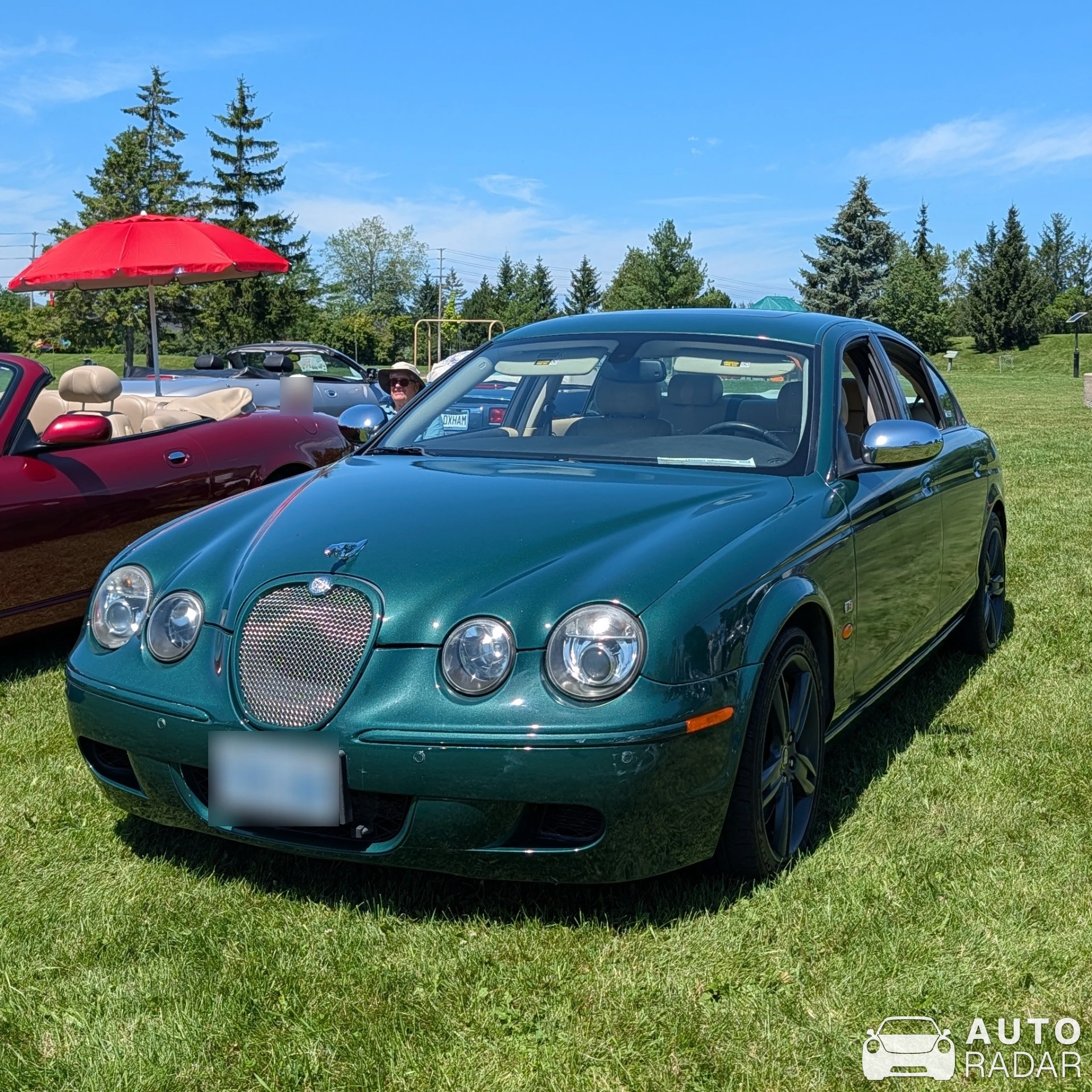 Jaguar S-Type spotted in Nepean