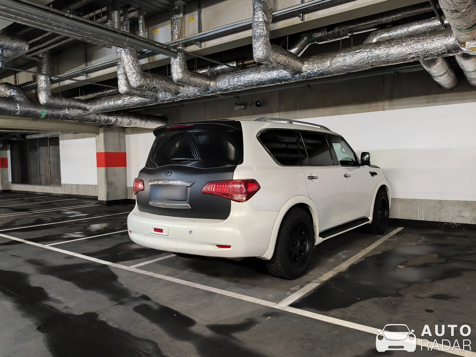 Infiniti QX spotted in München
