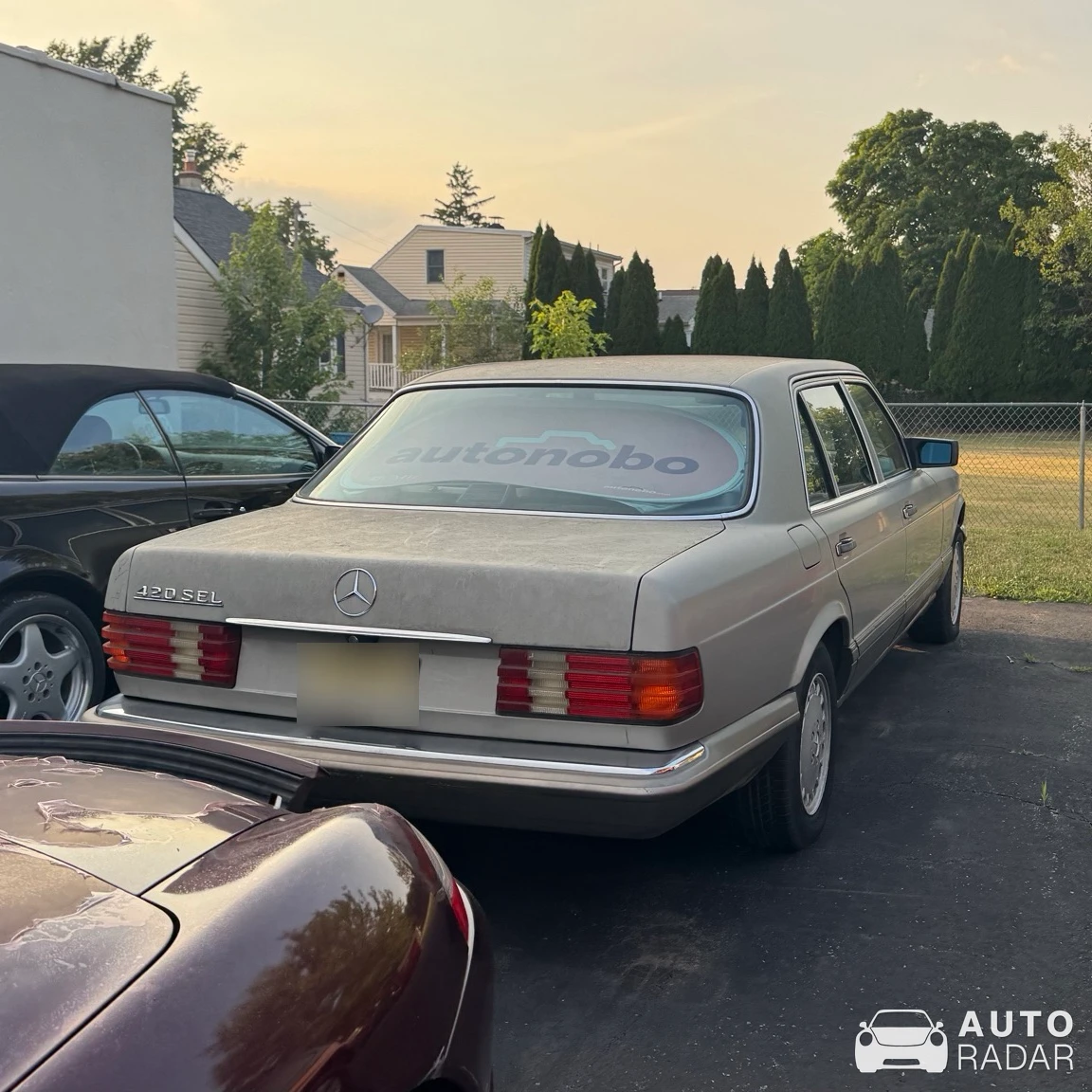 Mercedes-Benz 1000 SEL W126 spotted in Flemington