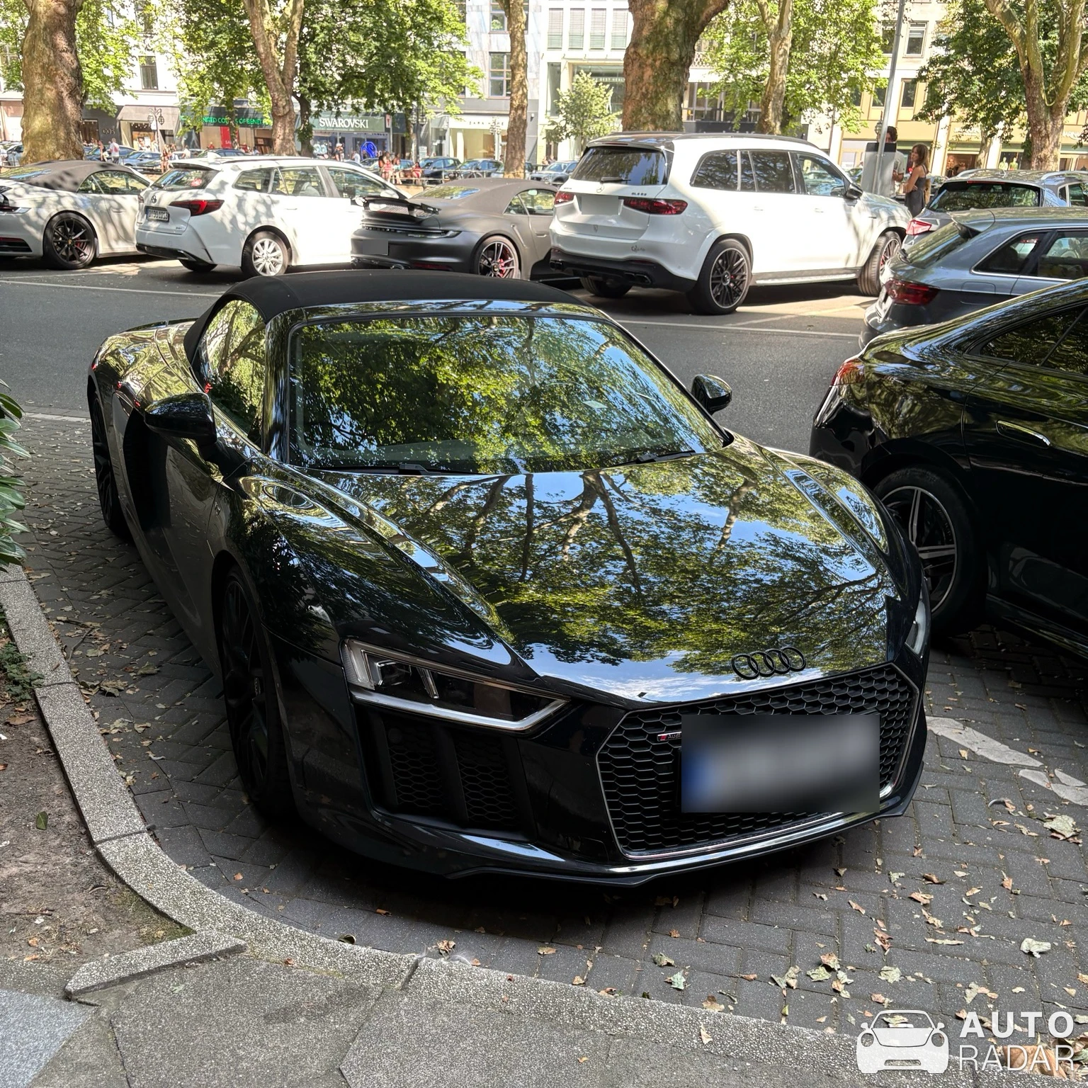 Audi R8 V10 Spyder 2016 spotted in Düsseldorf