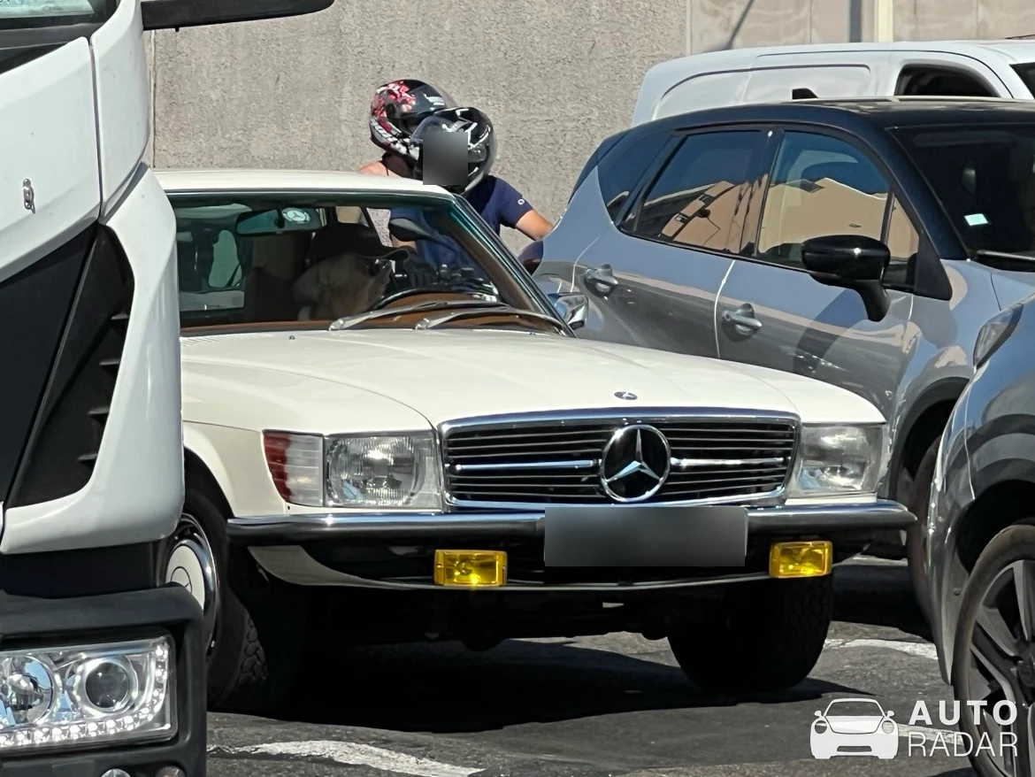 Mercedes-Benz 300SL R107 spotted in Cannes