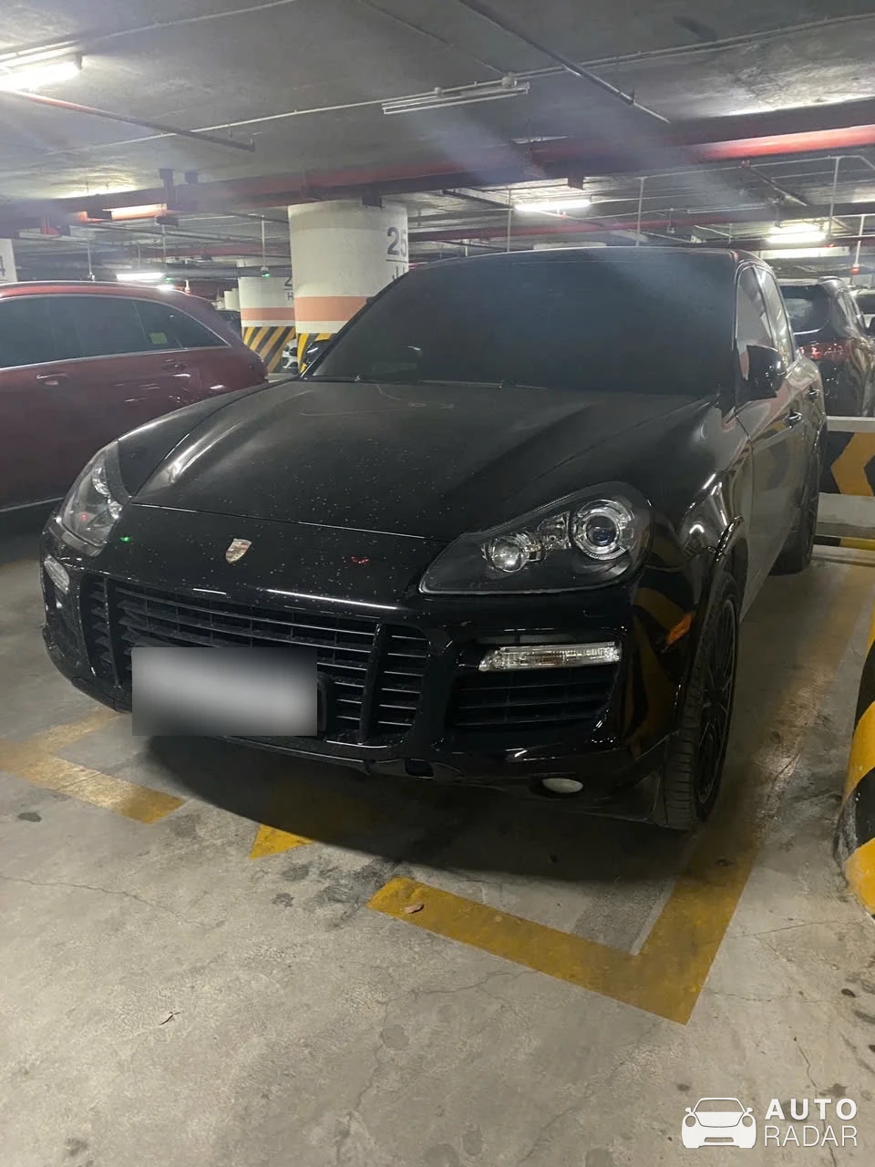 Porsche Cayenne Turbo S spotted in Hanoi
