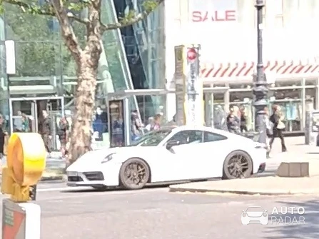 Porsche 992 Carrera MkI spotted in Berliini