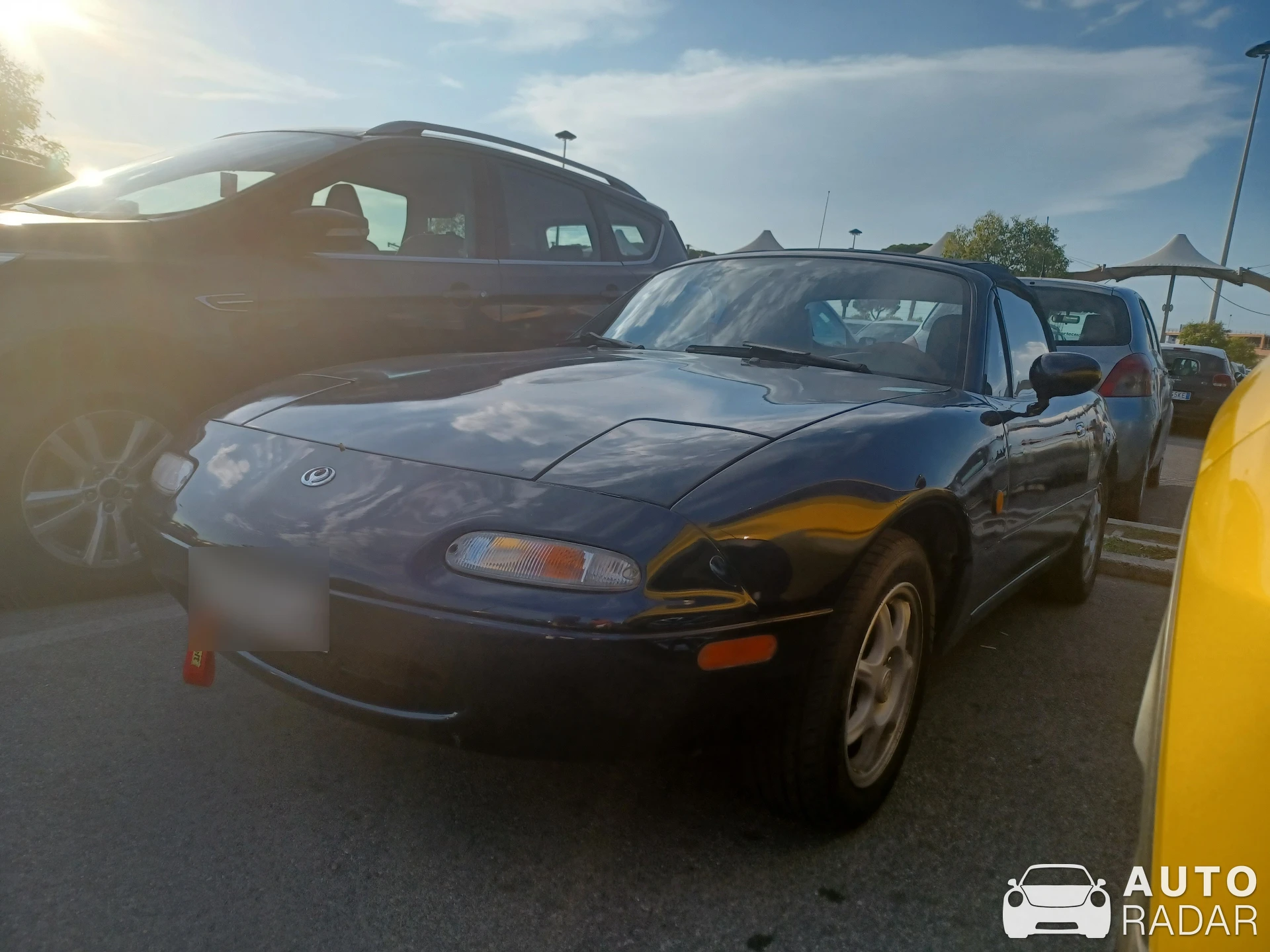 Mazda MX-5 NA spotted in Marcianise