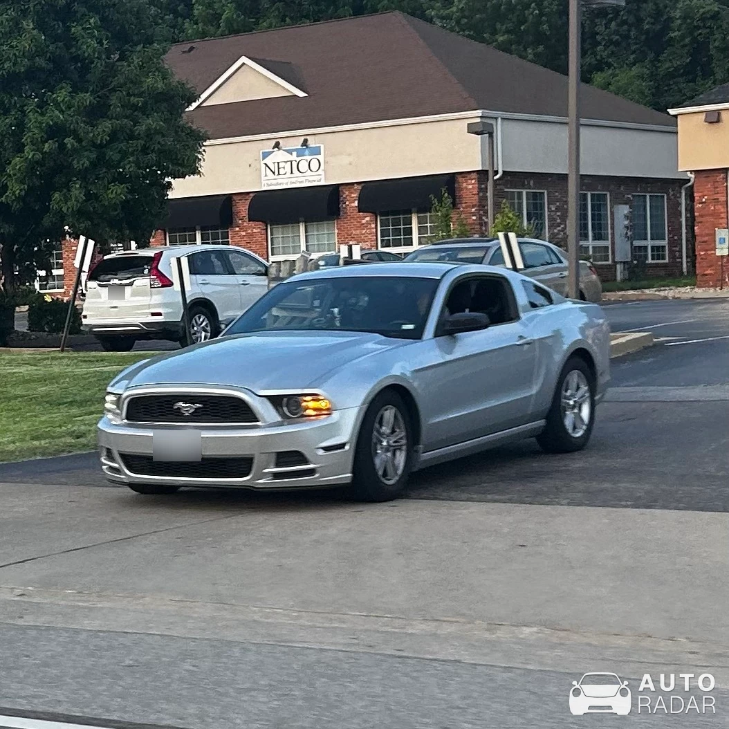 Ford Mustang GT spotted in Waterloo
