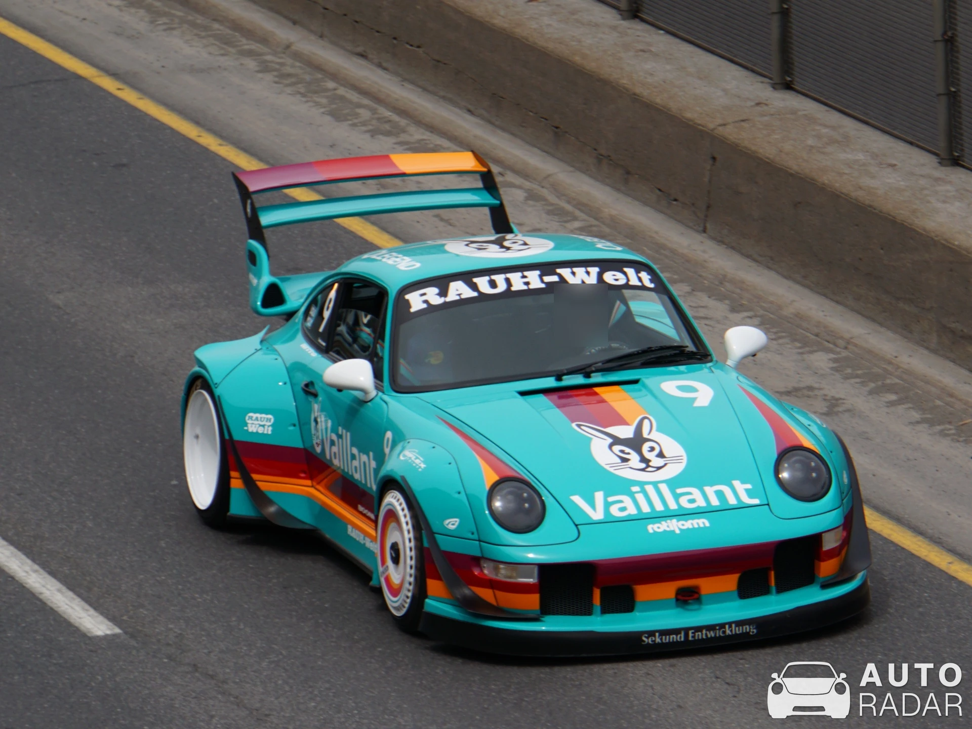 Porsche Rauh-Welt Begriff 993 spotted in Montréal