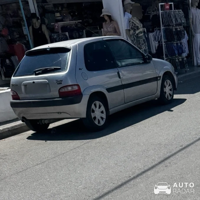 Citroën Saxo VTS spotted in Platamonas