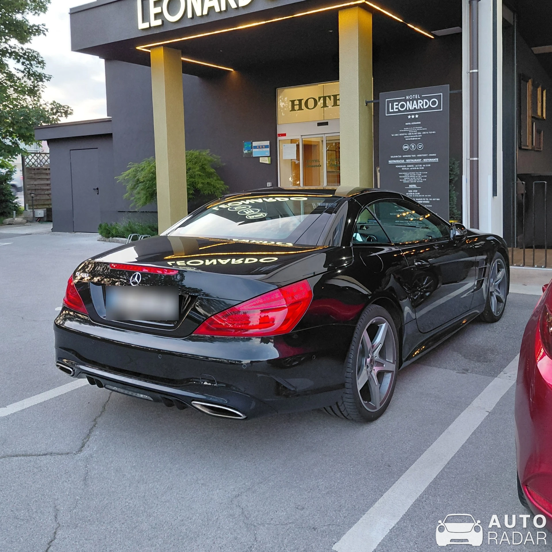 Mercedes-Benz SL 500 R230 spotted in Slovenska Bistrica