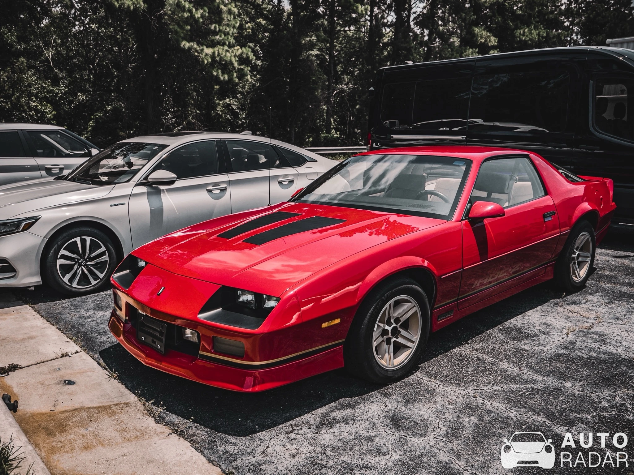 Chevrolet Camaro IROC-Z spotted in Fort Mitchell