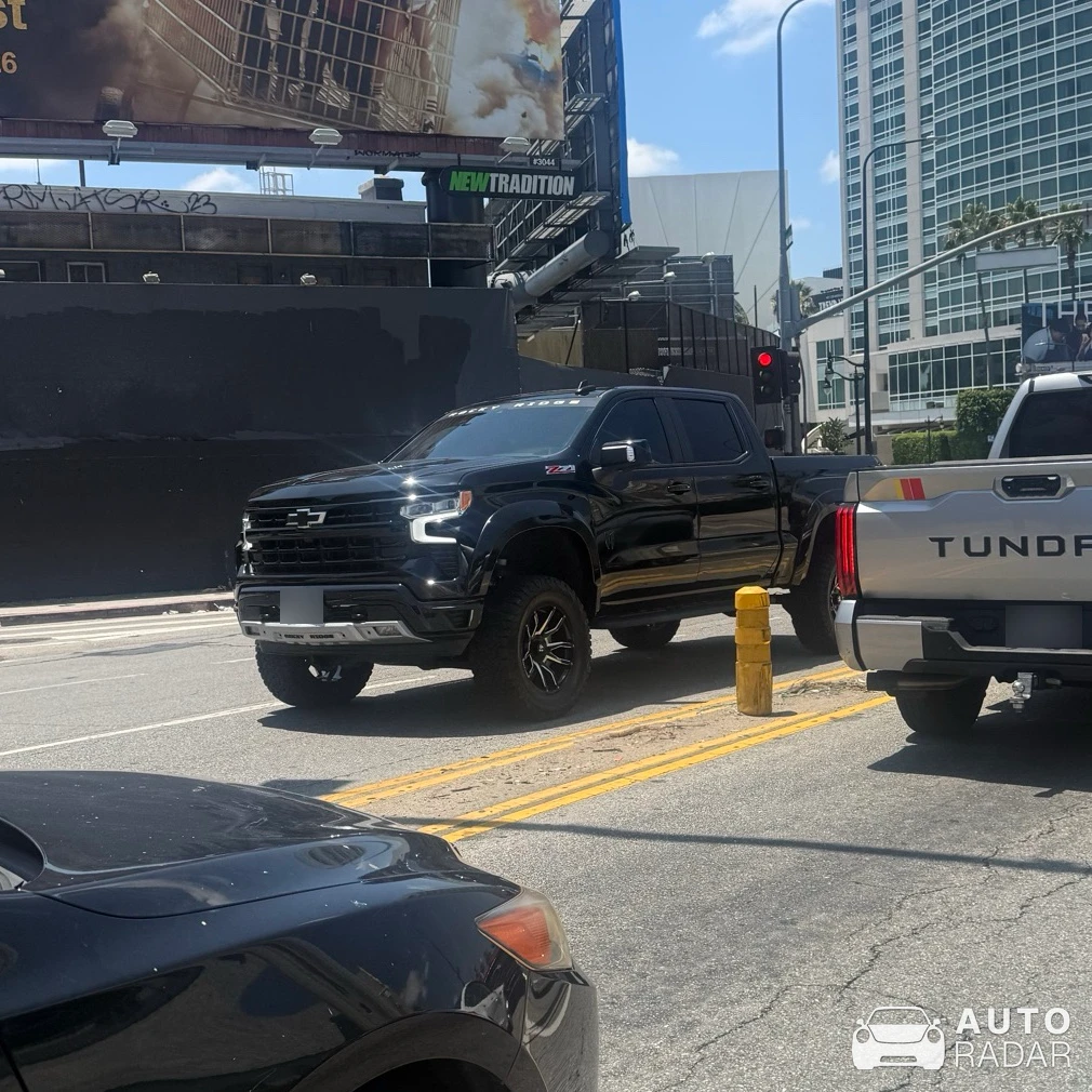 Chevrolet Silverado Z71 spotted in Los Angeles