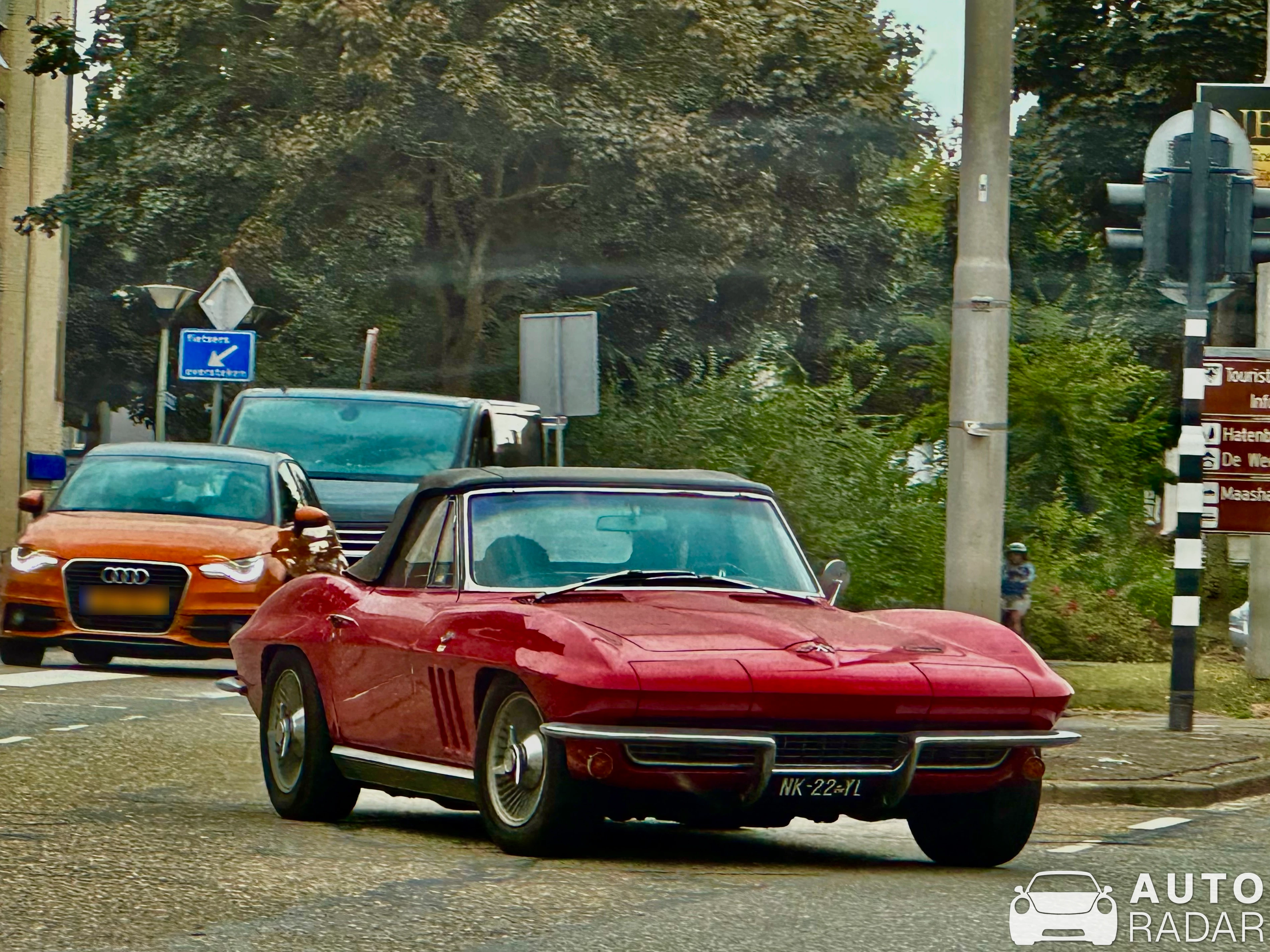 Chevrolet Corvette C2 Stingray Convertible spotted in Roermond