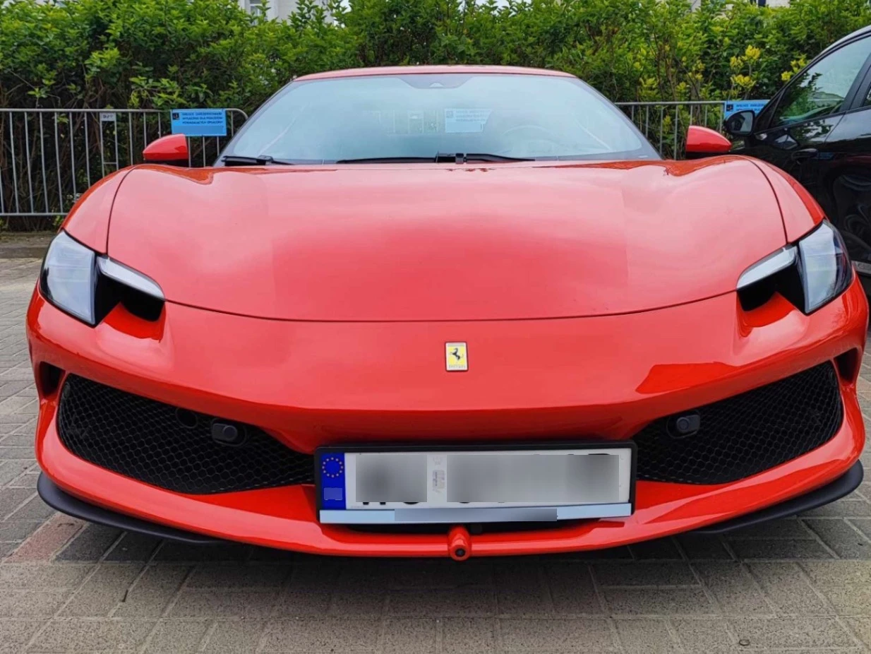 Ferrari 488 GTB spotted in Warszawa, Polska