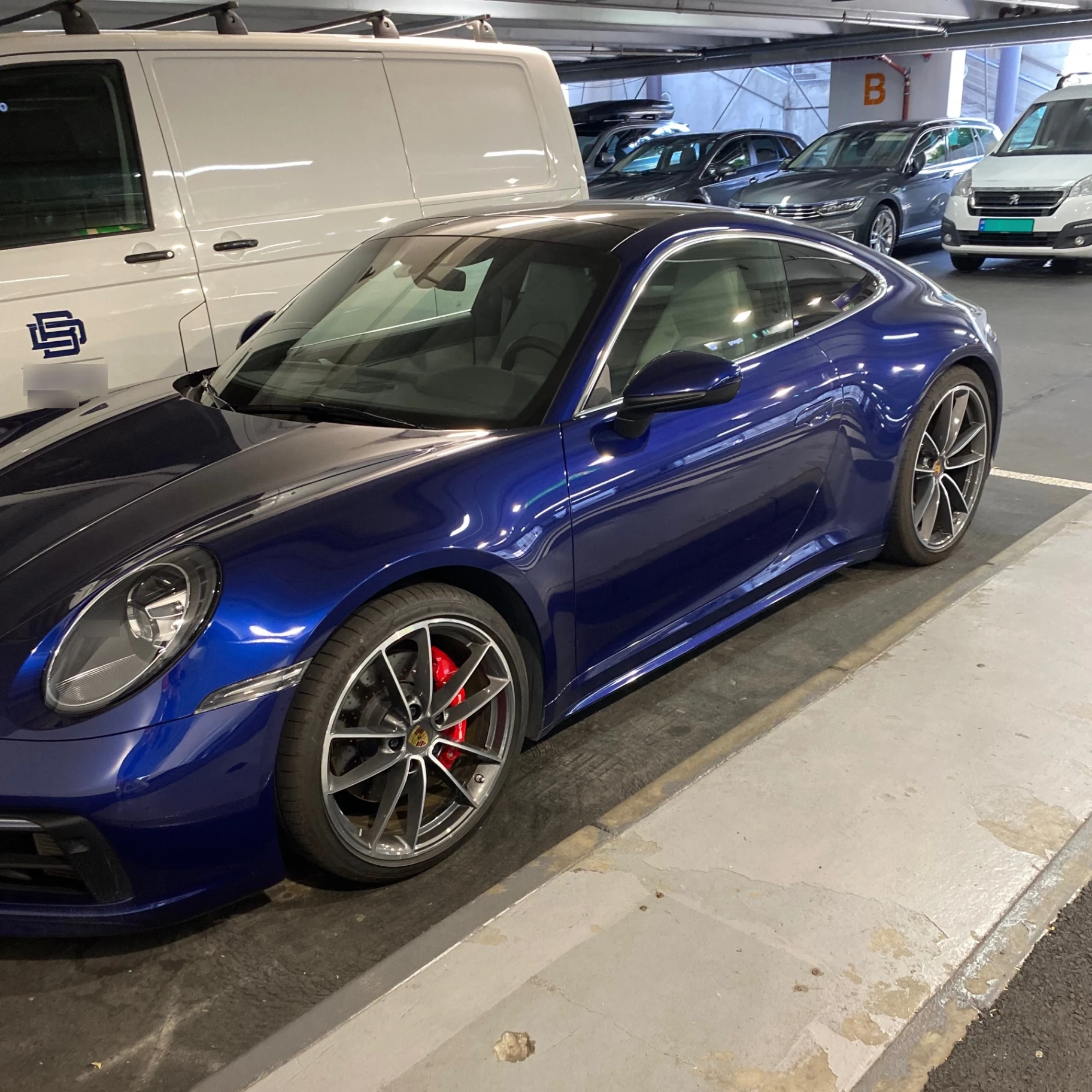 Porsche 991 Carrera 4S MkI spotted in Sentrum, Norway
