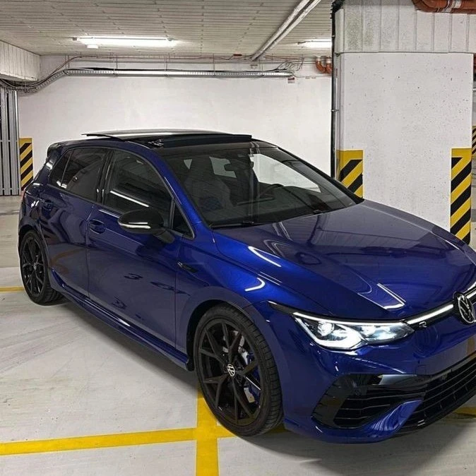 Volkswagen Golf 8 R Variant spotted in Batna, Algeria