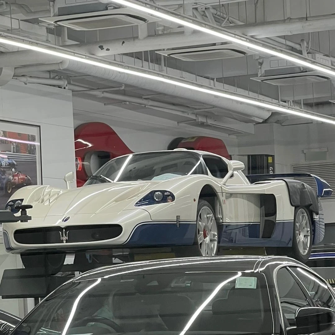 Maserati MC12 spotted in Hong Kong Island, Hong Kong