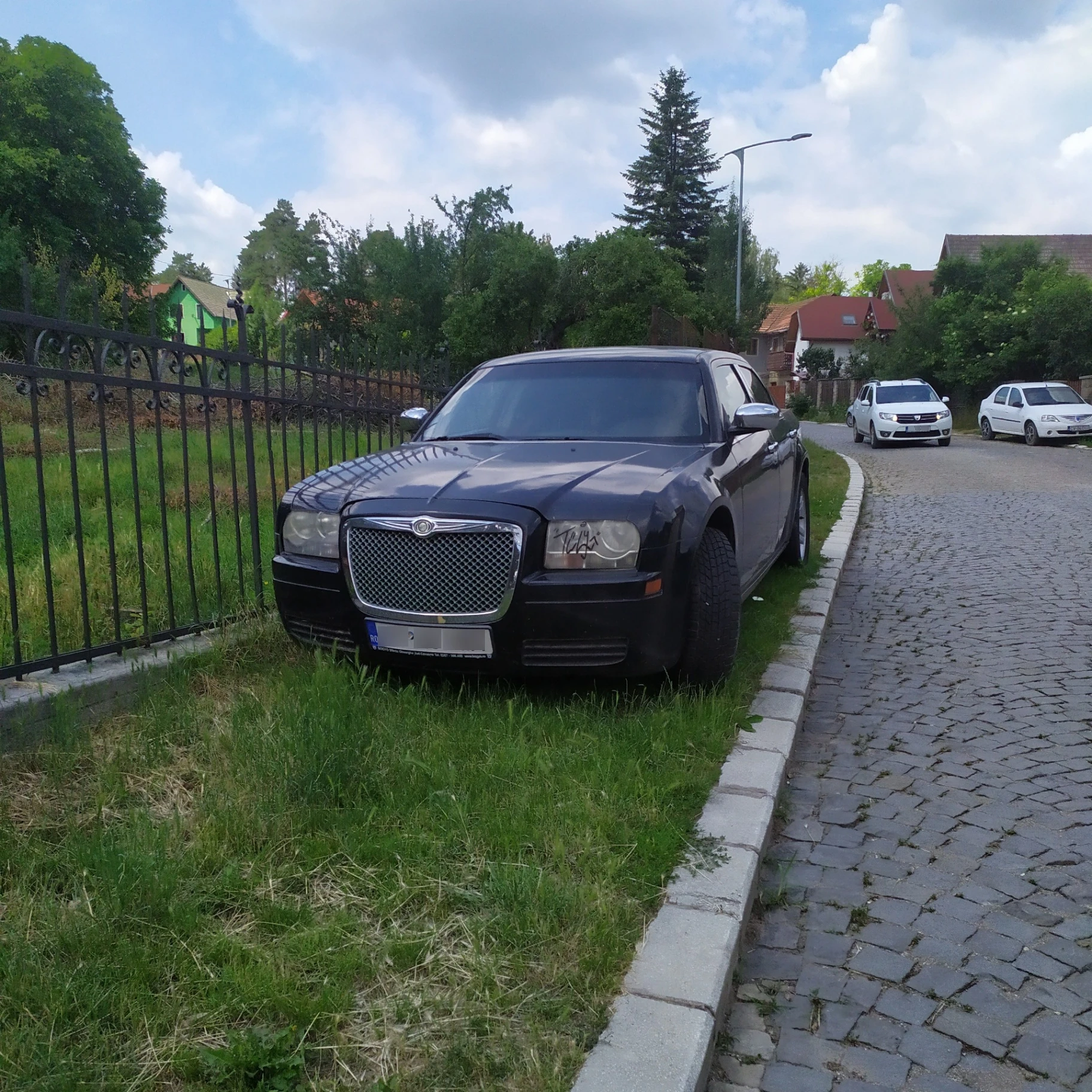 Chrysler 300 spotted in Sfântu Gheorghe, Romania