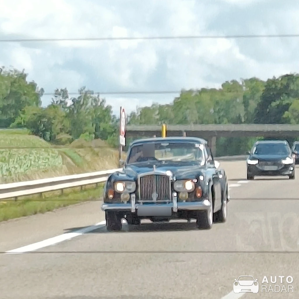 Bentley S3 Continental spotted in Hirschland, Frankrijk