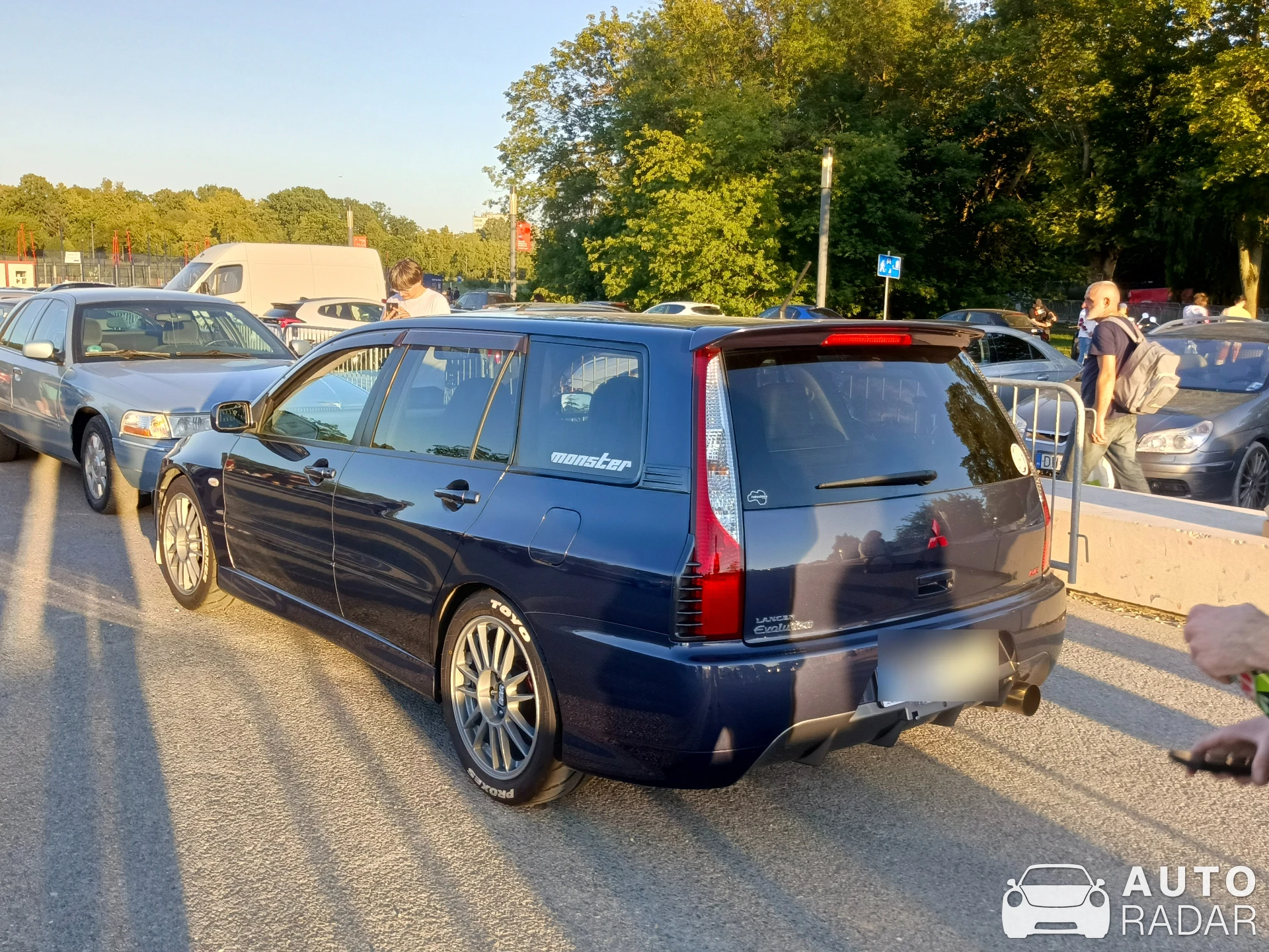 Mitsubishi Lancer Evolution IX Wagon GT spotted in Warsaw