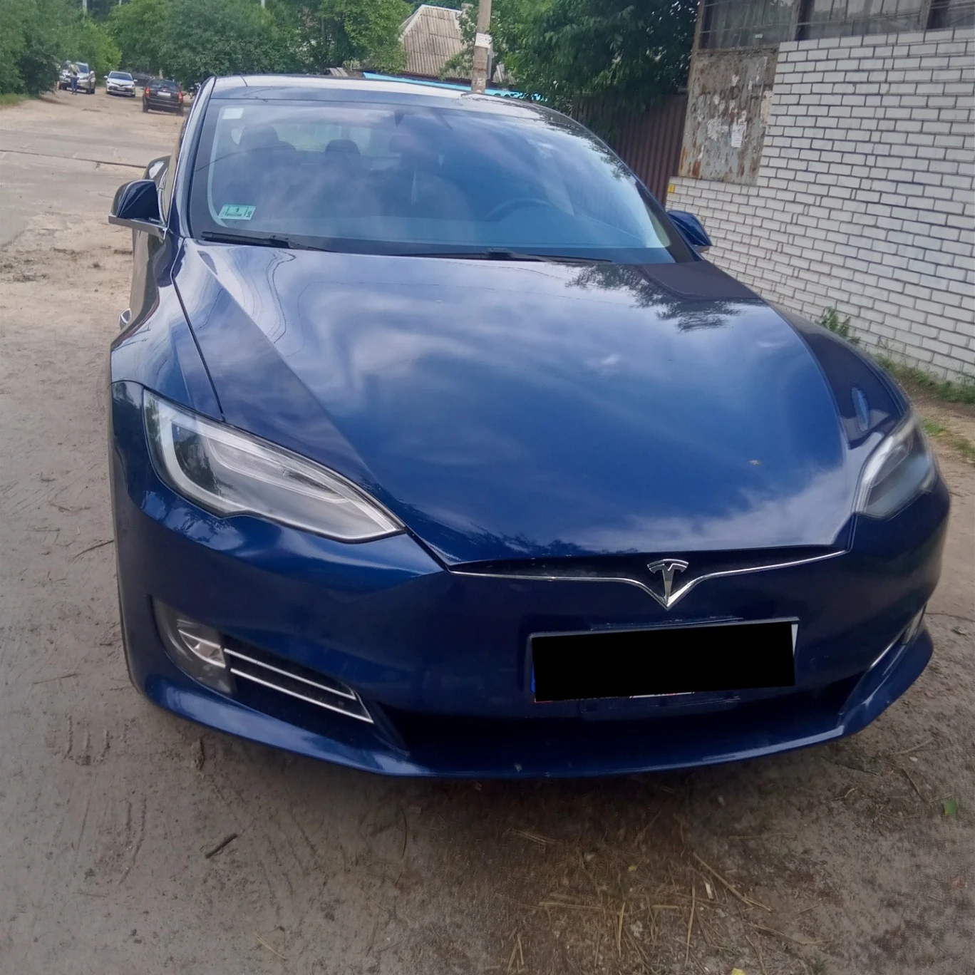Tesla Model S spotted in Київ, Україна