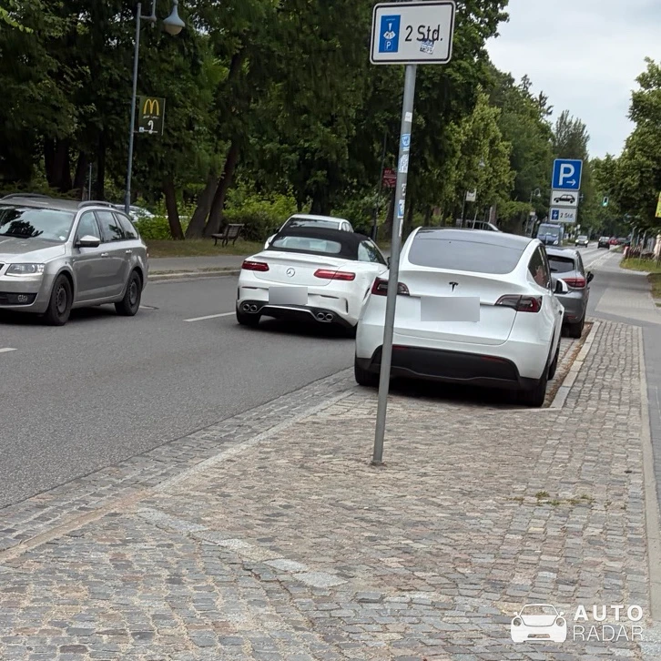 Mercedes-Benz AMG E53 Cabriolet A238 spotted in Wandlitz