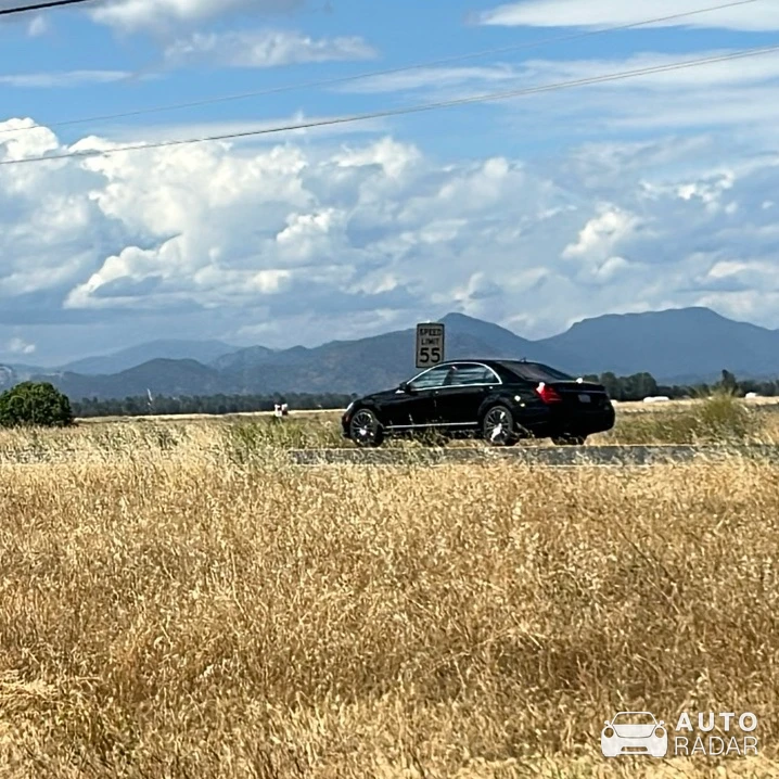 Mercedes-Benz S 63 AMG W221 spotted in Redding