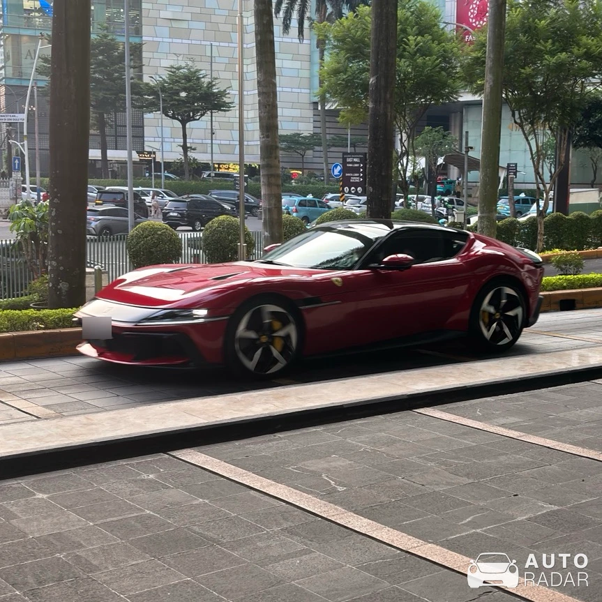 Ferrari 12Cilindri spotted in Bekasi