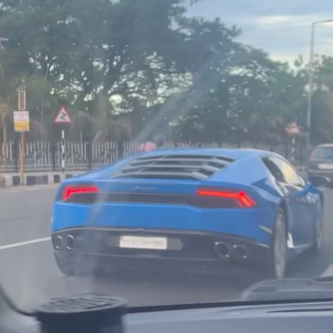 Lamborghini Huracán spotted in Chennai, India