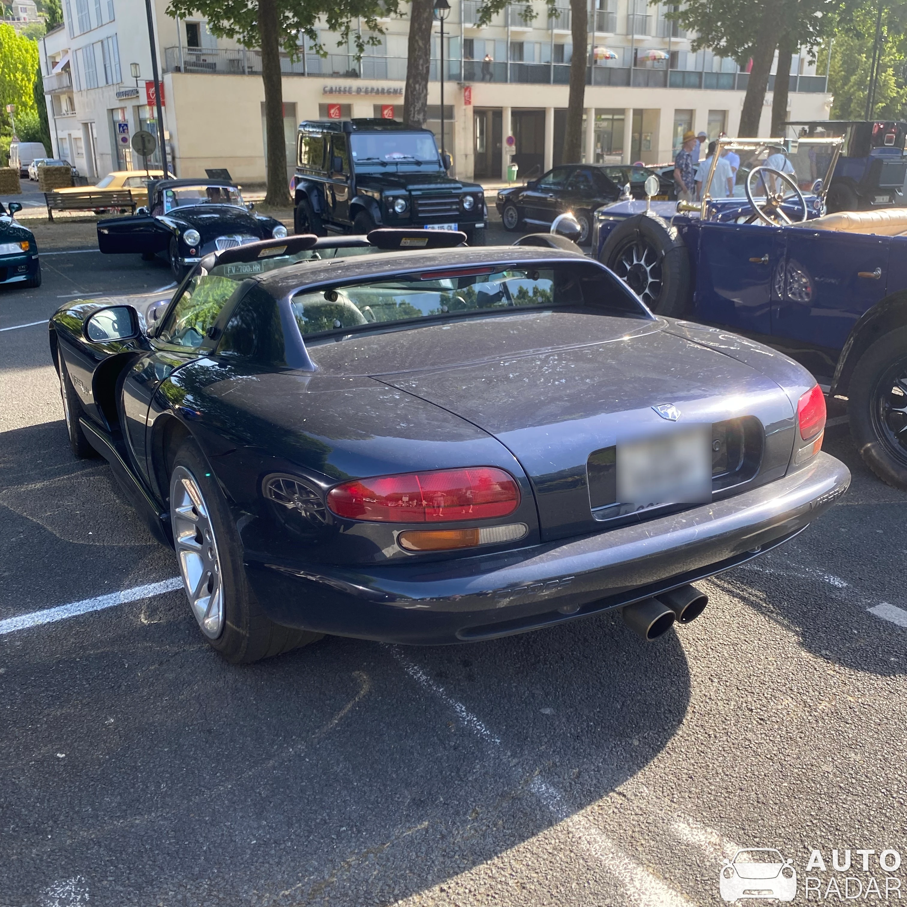 Dodge Viper RT/10 spotted in Chinon