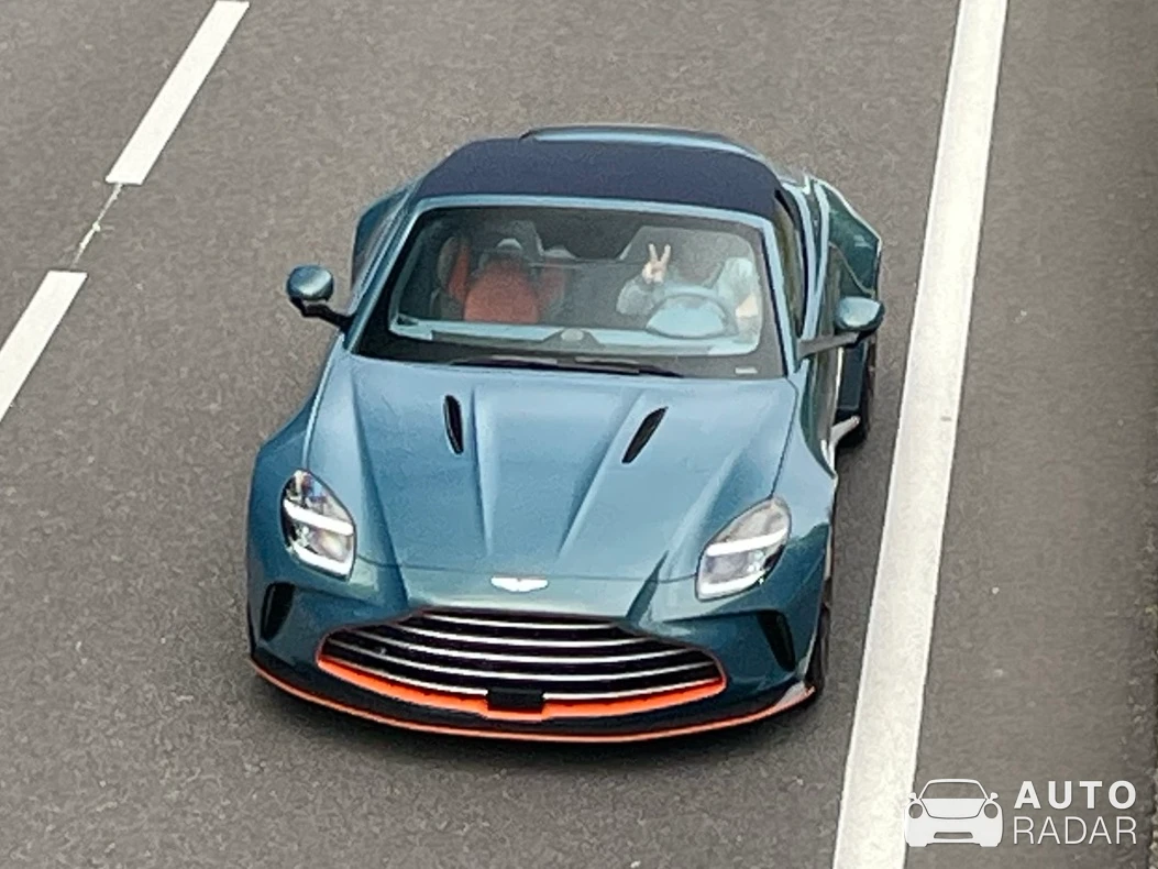Aston Martin DB7 Vantage Volante spotted in Dommartin-lès-Toul