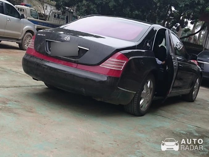 Maybach 57 S spotted in Thanh Miếu