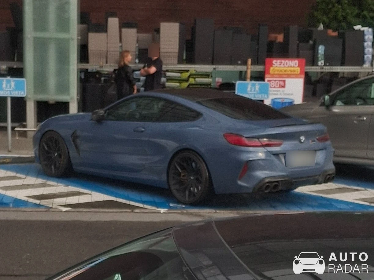 BMW M8 F92 Coupé Competition spotted in Vilnius