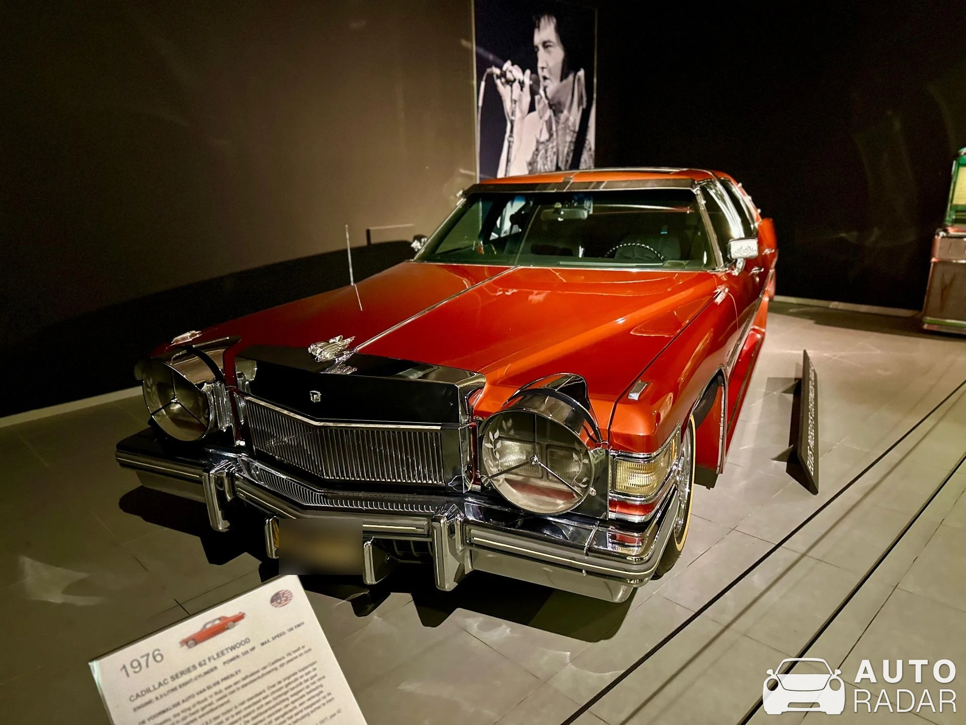 Cadillac Series 62 Fleetwood spotted in Den Haag