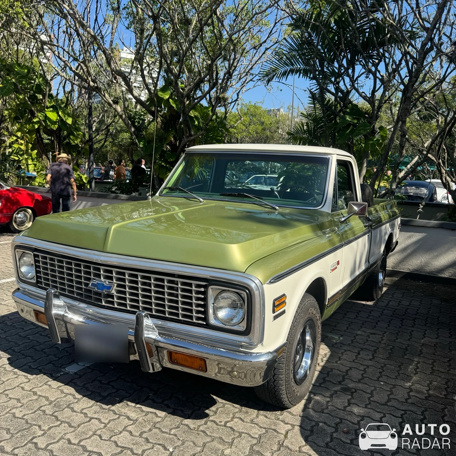 Chevrolet C/K Cheyenne Super 10 spotted in Rio de Janeiro