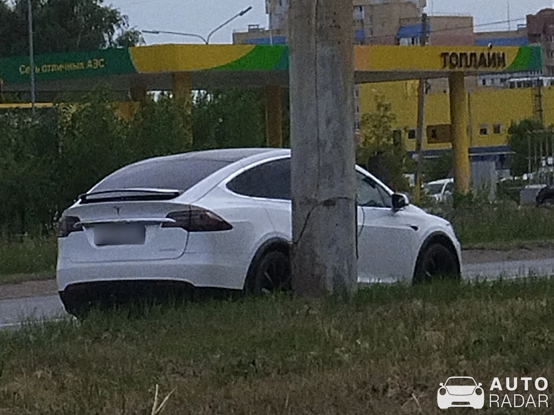 Tesla Model X spotted in Омск