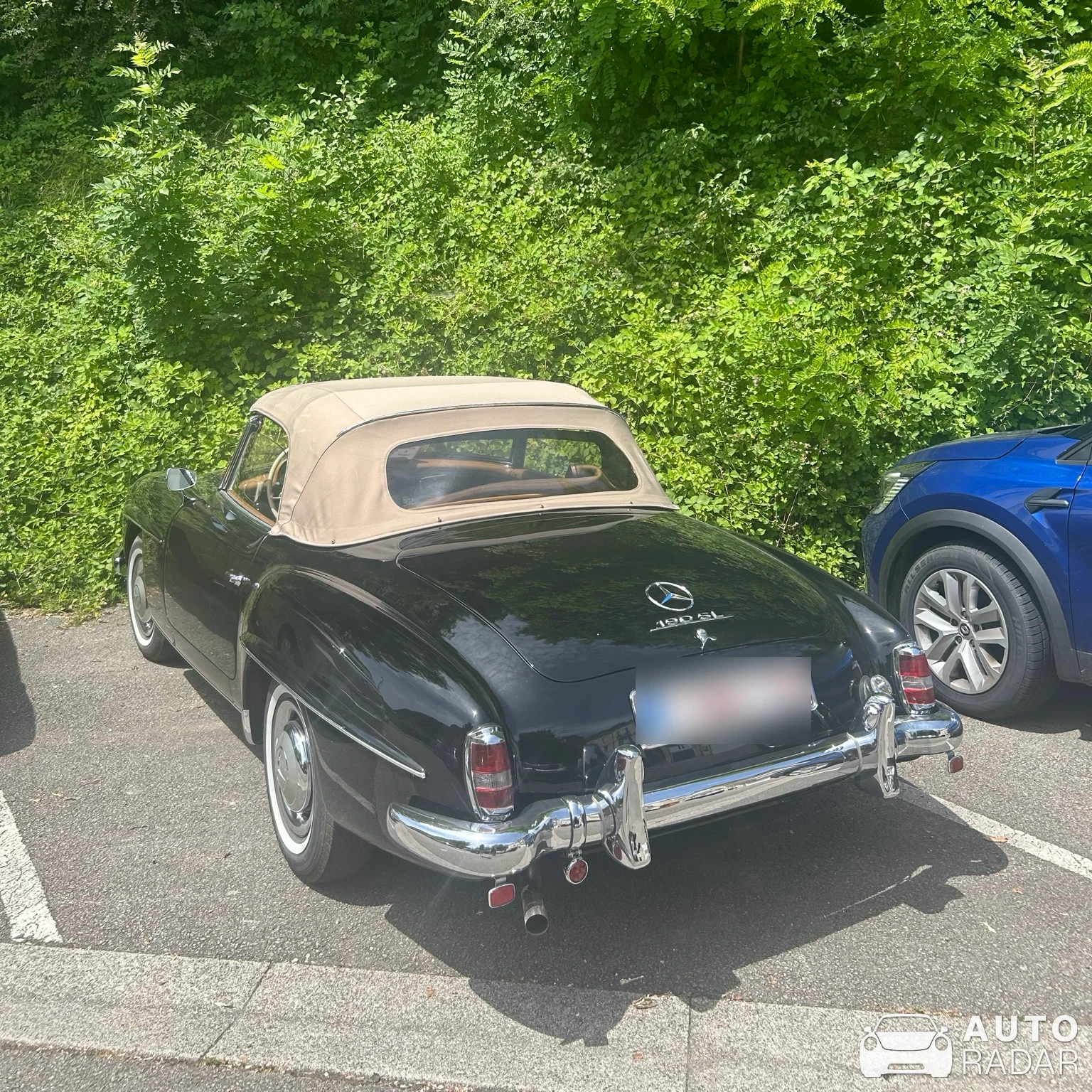 Mercedes-Benz 190 SL spotted in Geneva