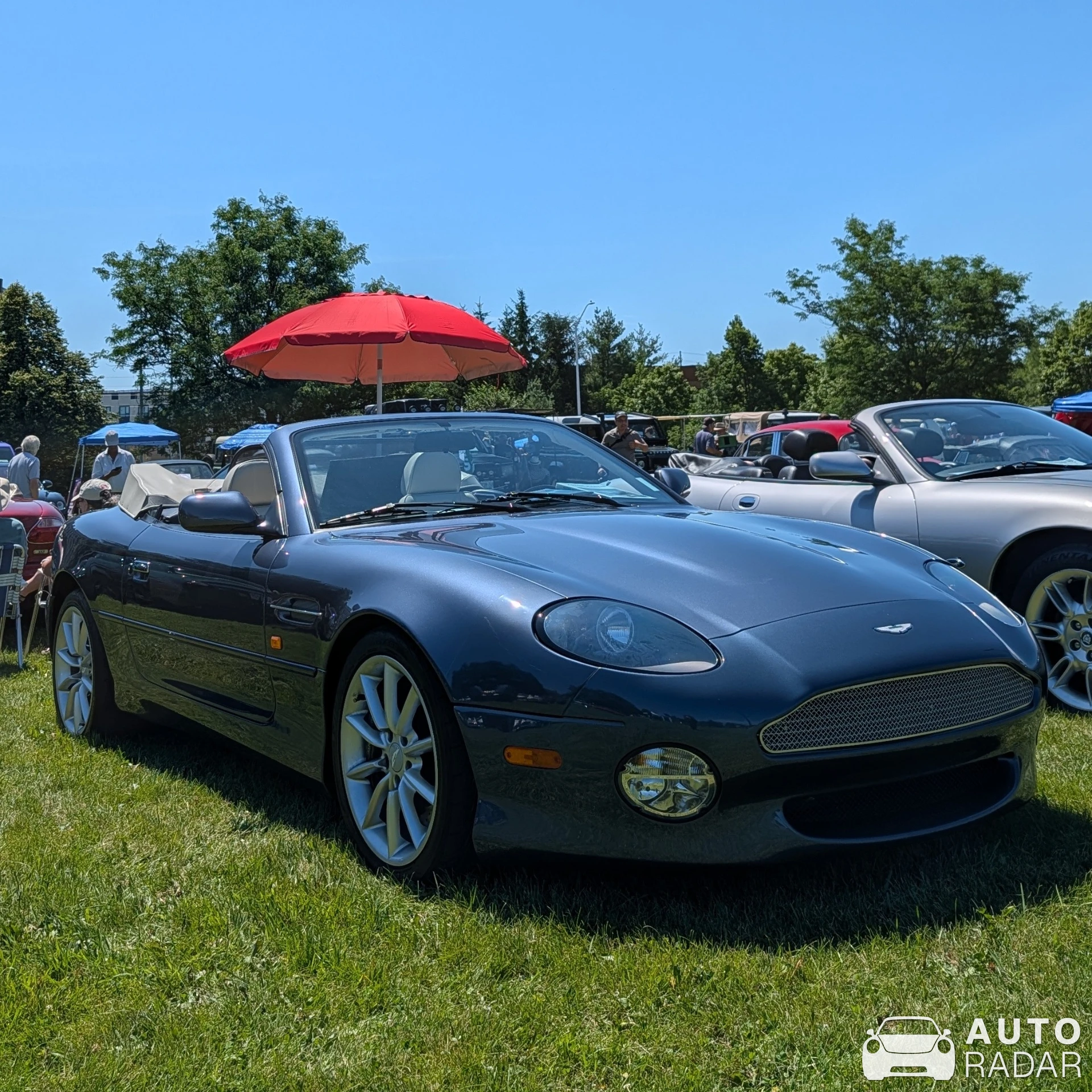 Aston Martin DB7 spotted in Nepean