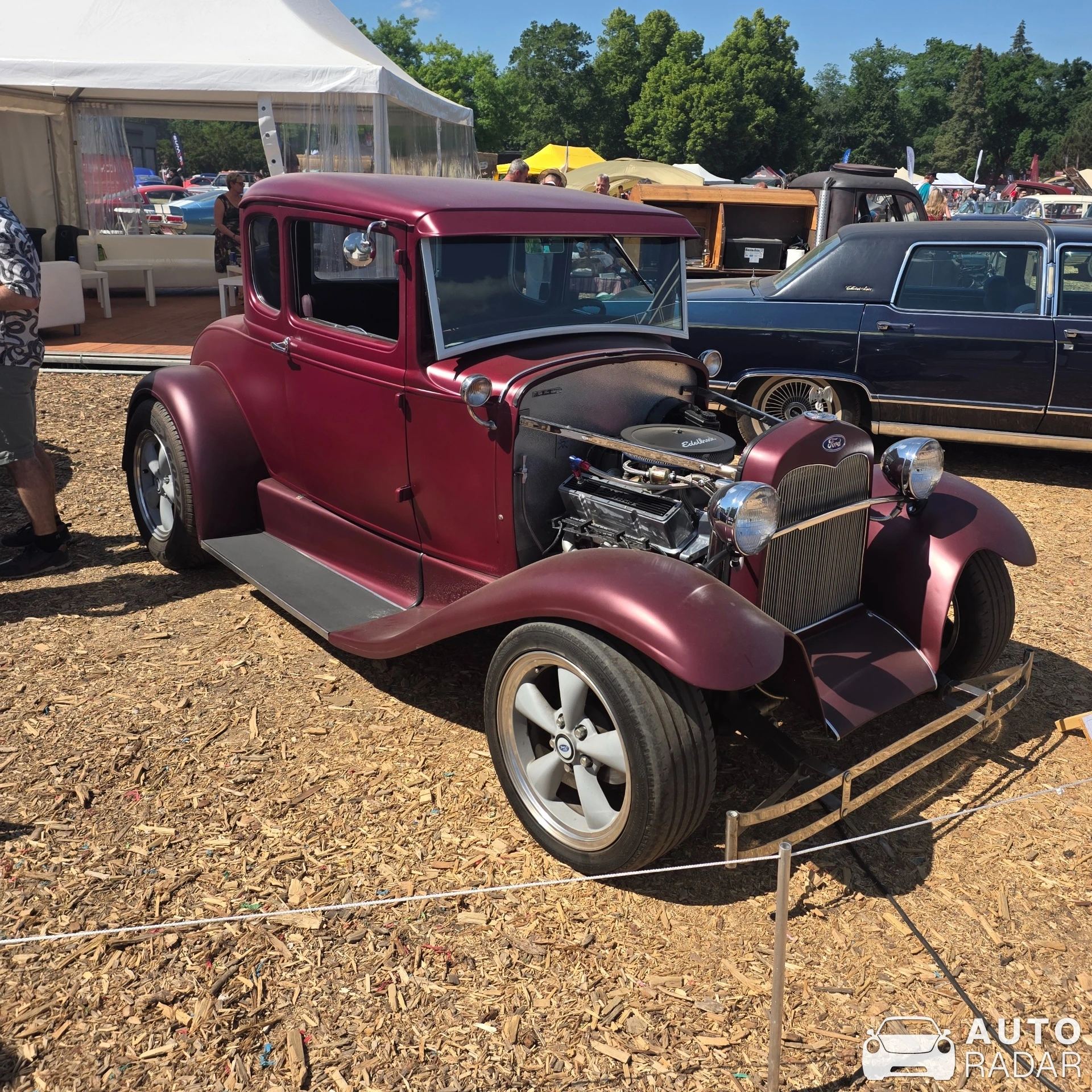 Ford 1934 Coupe Hot Rod spotted in Praha