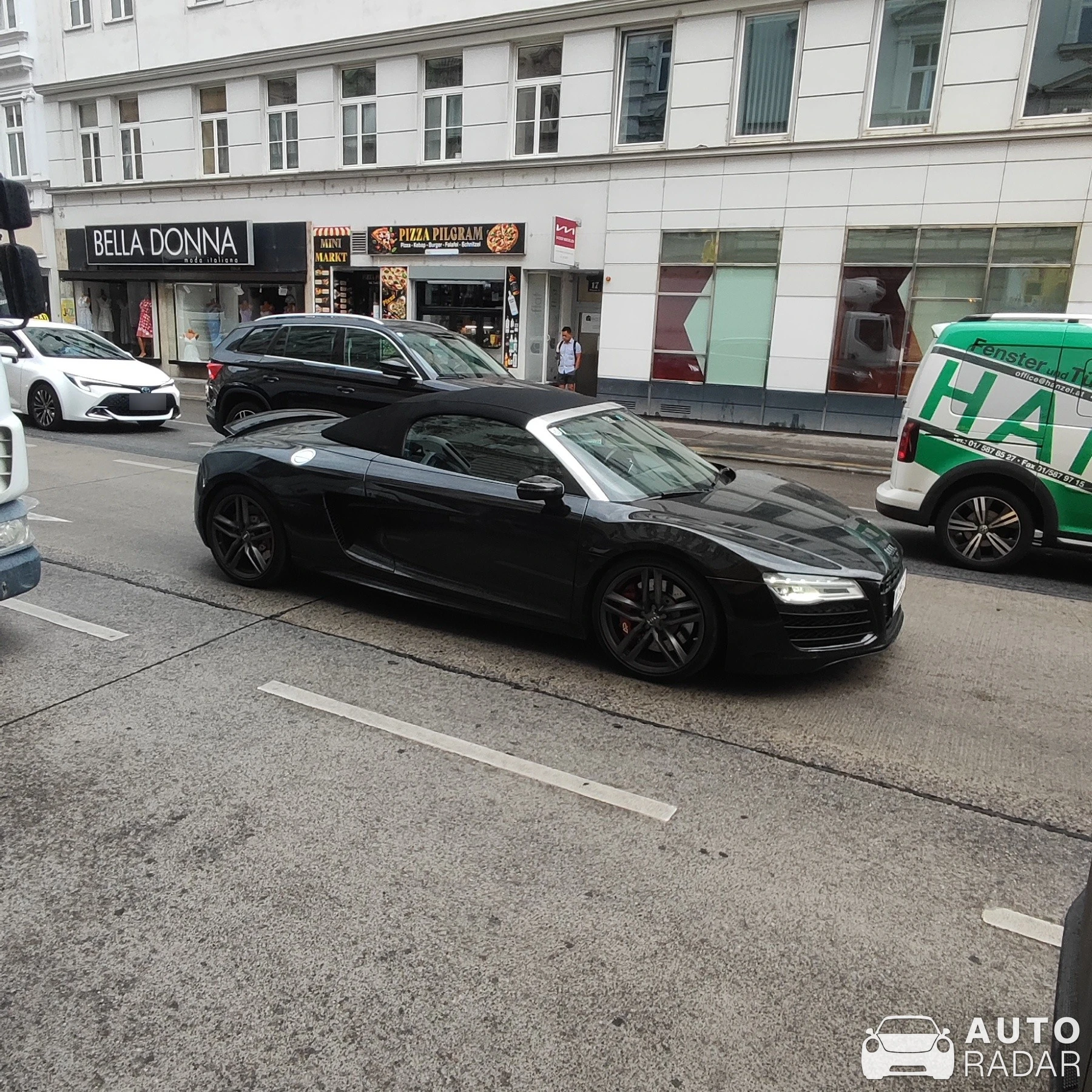 Audi R8 GT Spyder spotted in Vienna