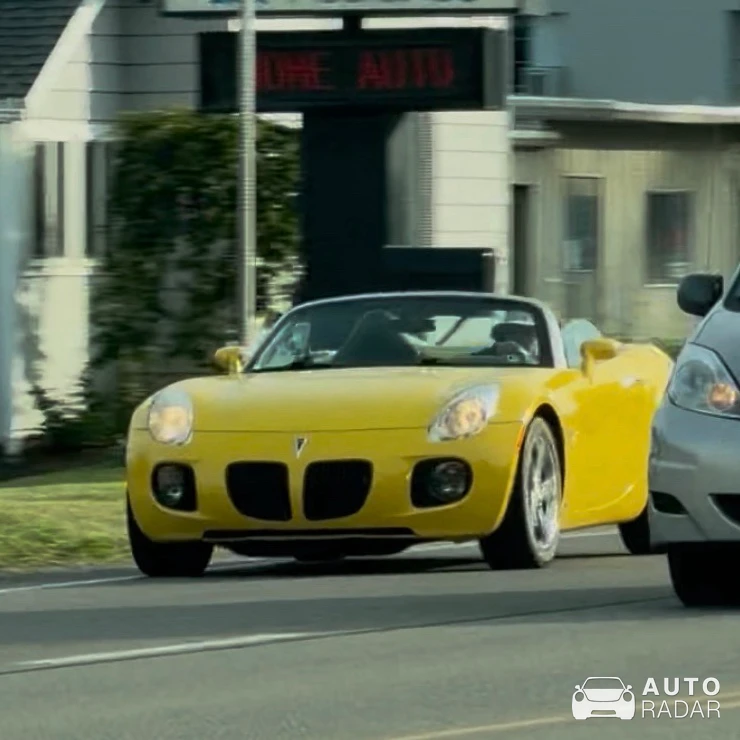 Pontiac Solstice spotted in Erie